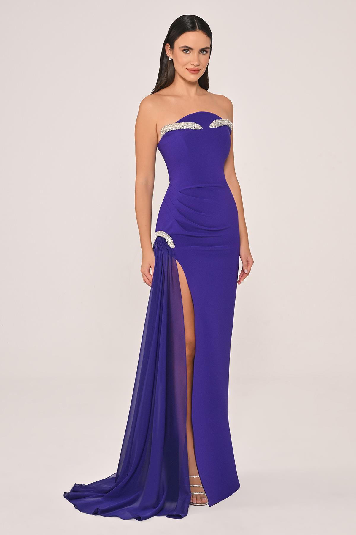 ALFABETAStrapzlez Aksesuarlı Yandan Şifon Kuyruklu Krep Uzun Elbise