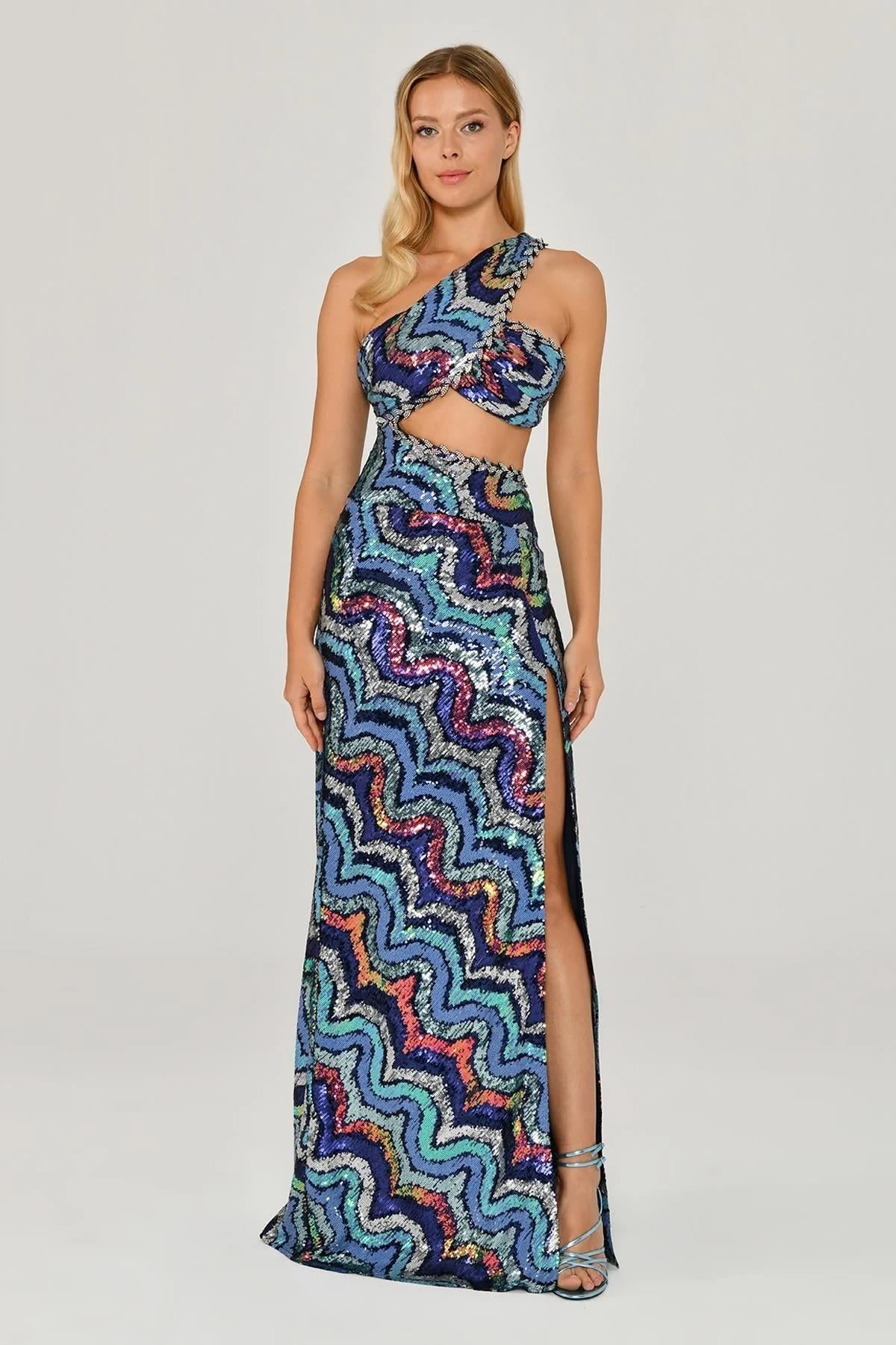 HANZADE ALTAYLIBeli Dekolteli Yandan Yırtmaçlı Payet Uzun Elbise