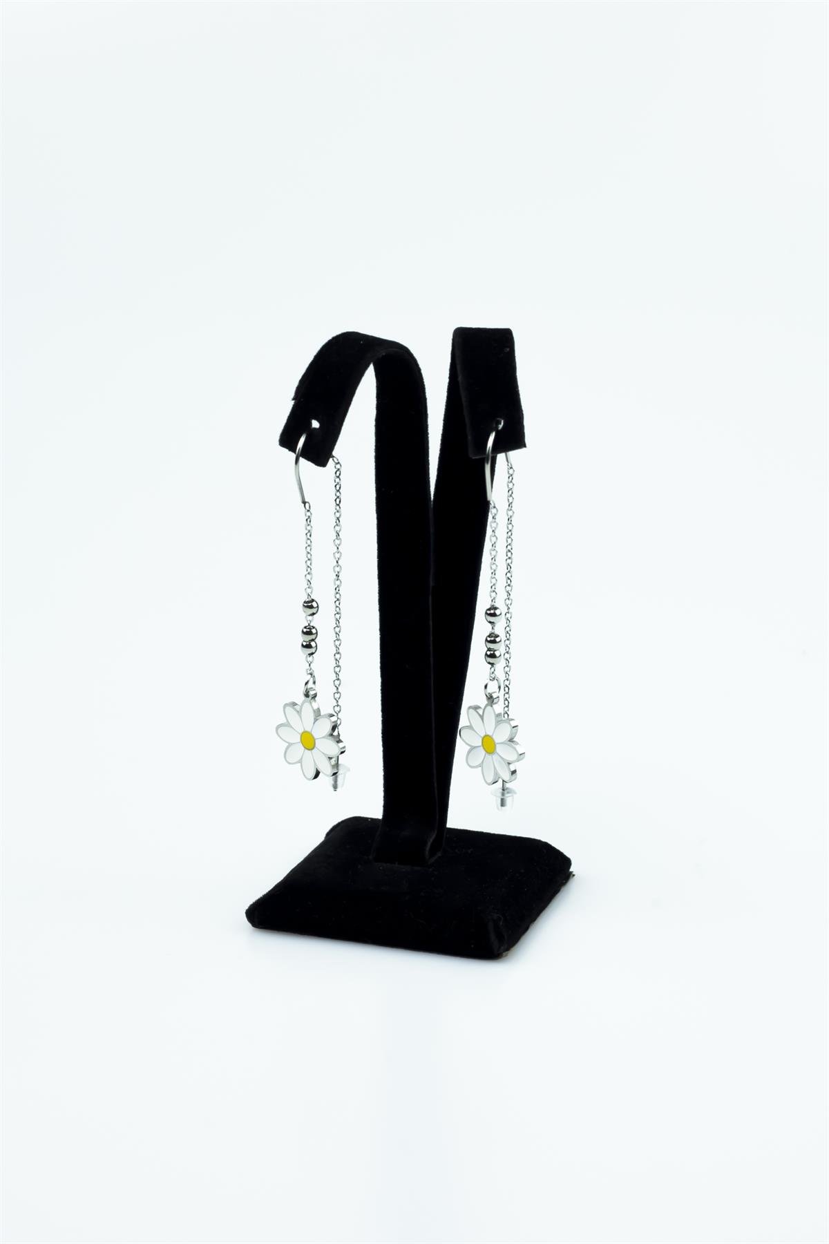 Kararmaz Çelik Papatya Tasarımda Sallantılı Küpe 5066