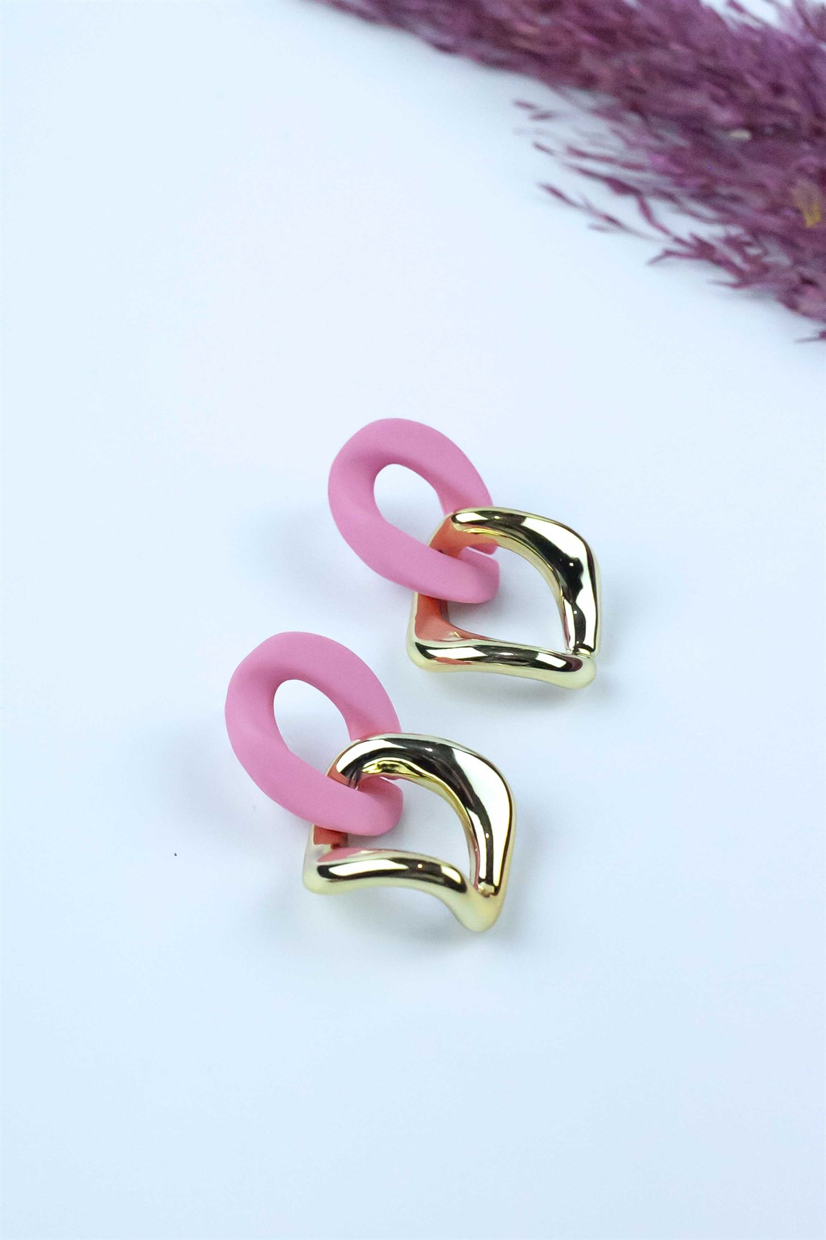 Pembe Mineli Sallantılı Küpe