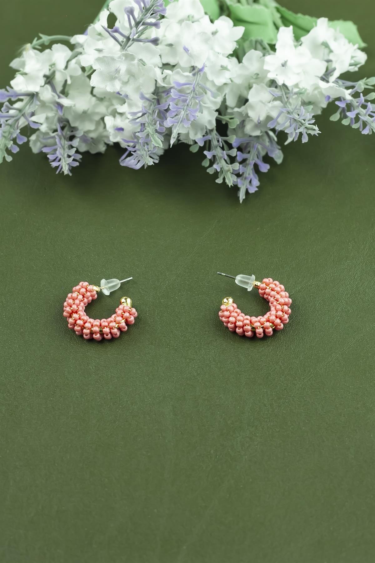 Pembe Renk Boncuklu Model Küpe 3558