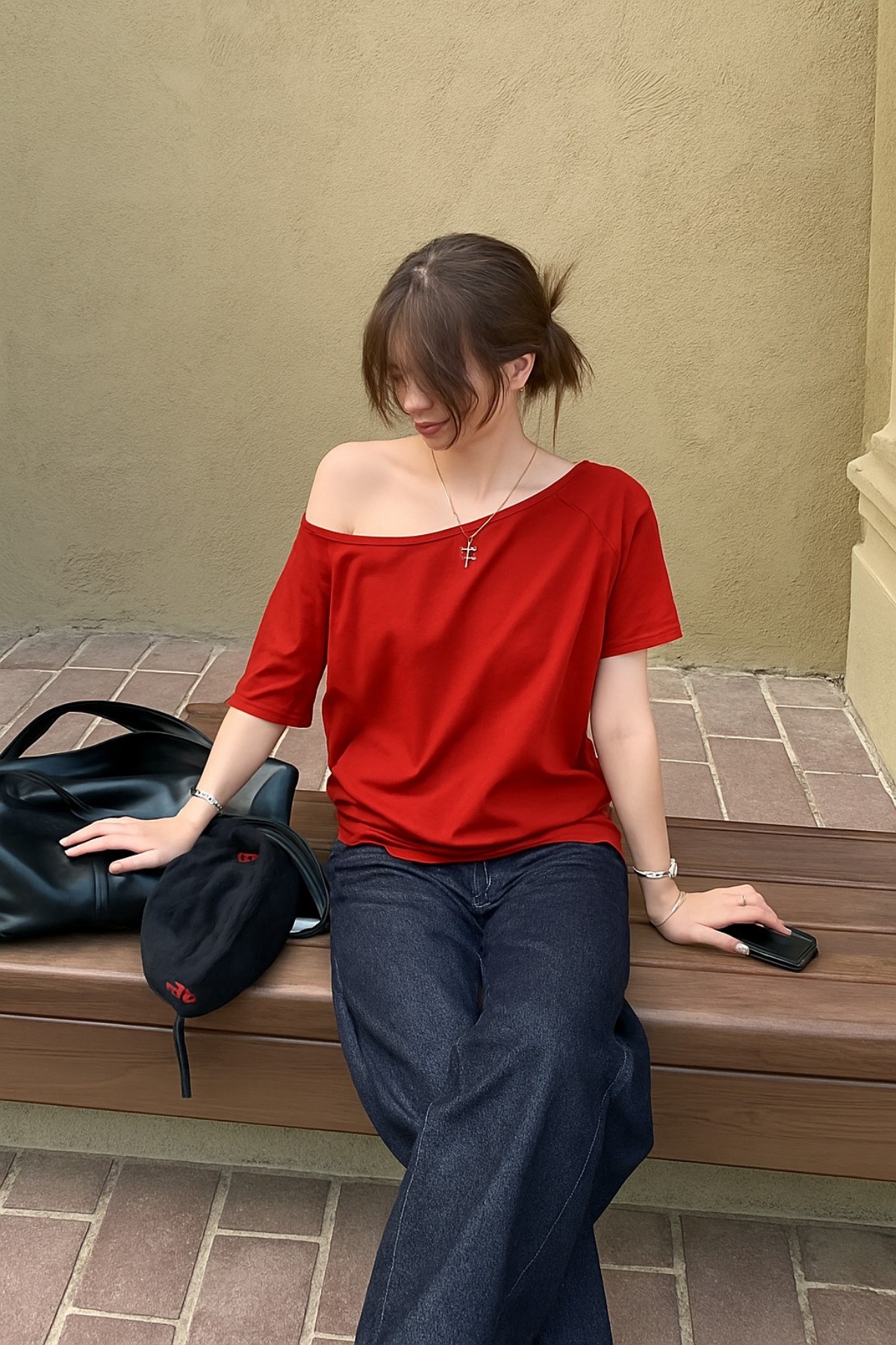 Kadın Düşük Omuz Kayık Yaka Oversize T-Shirt