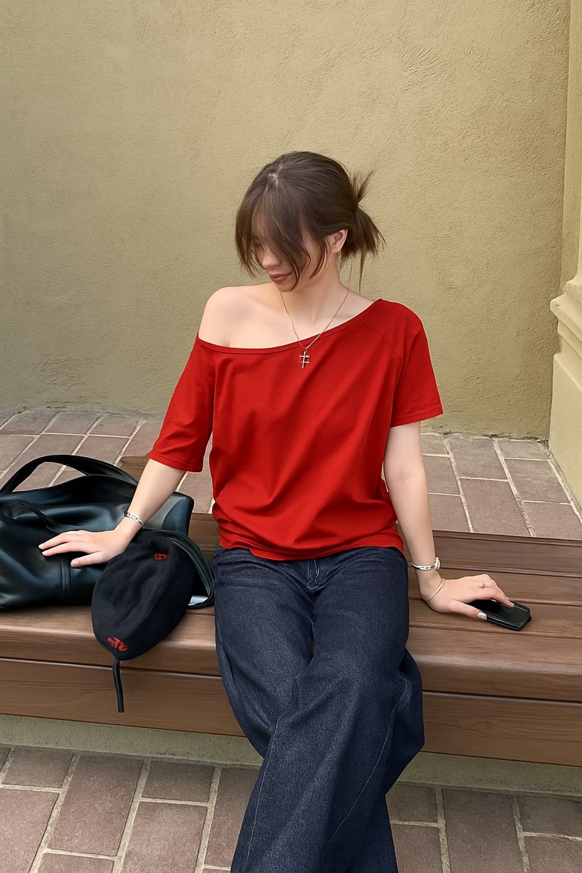 Kadın Düşük Omuz Kayık Yaka Oversize T-Shirt