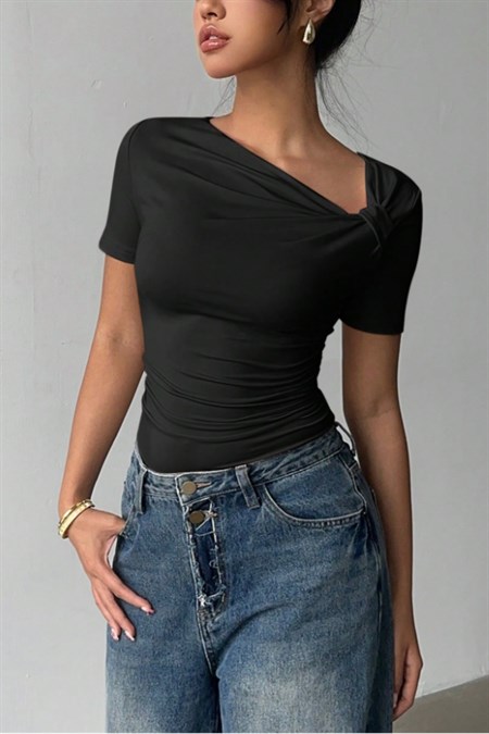 Kadın Çapraz Yaka Kısa Kollu Slim Fit Bluz