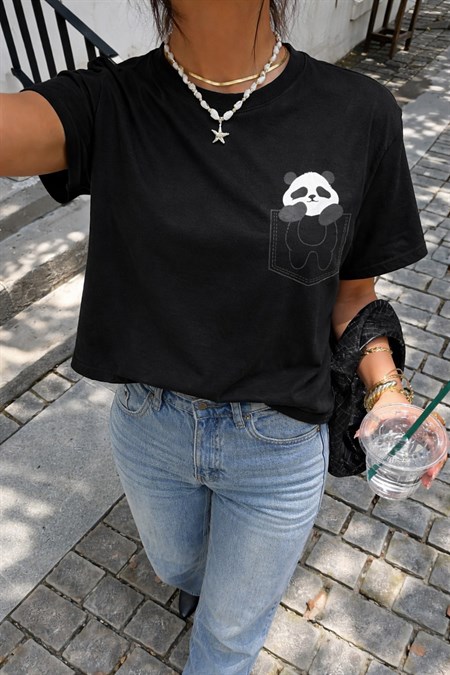 Panda Baskılı Unisex Basic Tişört – Rahat Kesim Günlük Stil