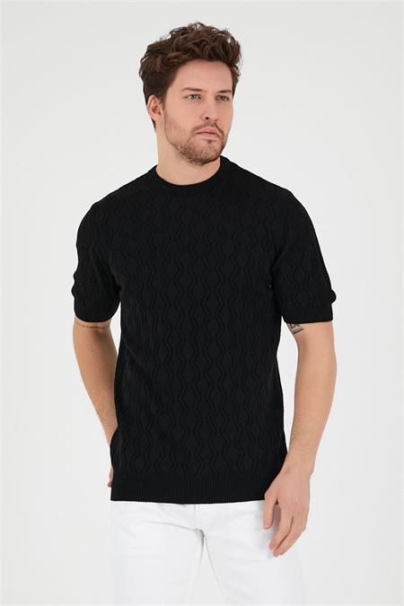 Siyah Erkek Yuvarlak Yaka Desenli Örme T-shirt-trz2525252525r03s