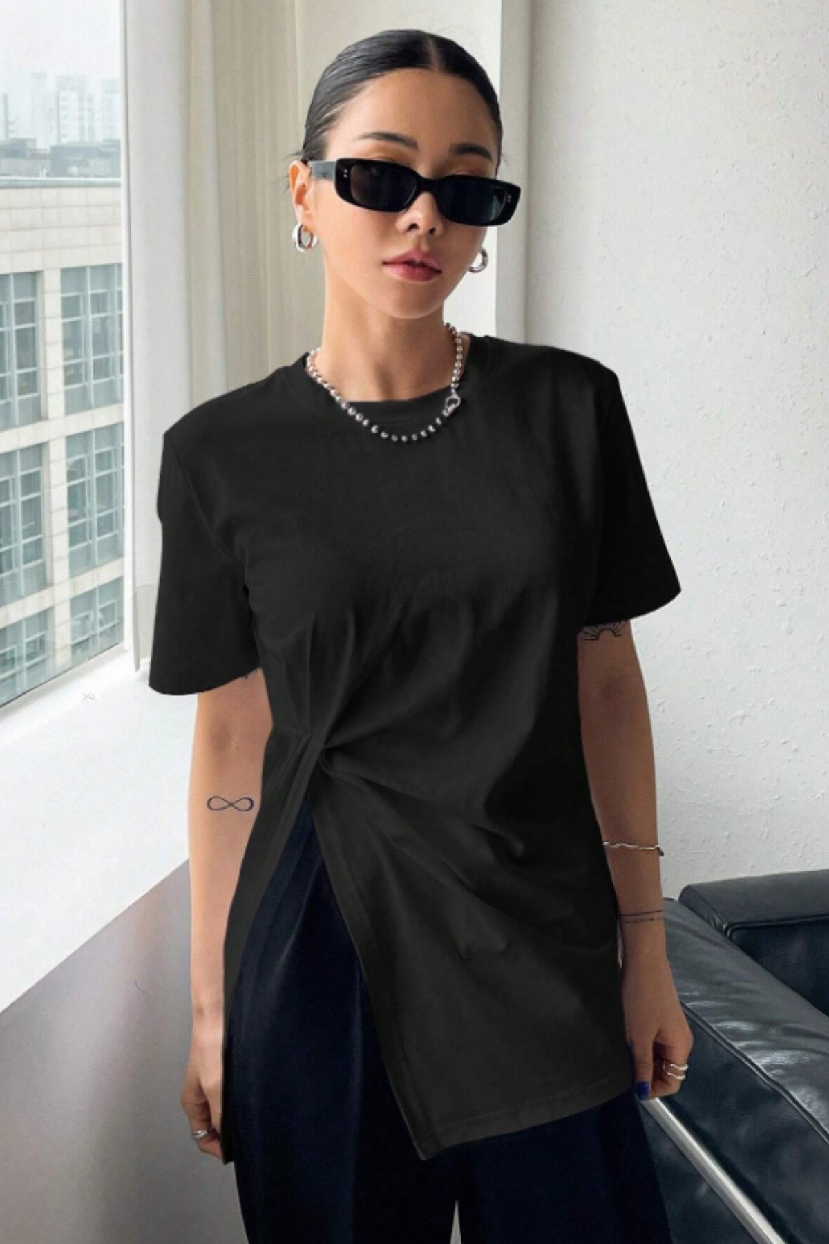 Tarz CoolT-shirtTC-ASMT-001-SY-XLKadın Asimetrik Tişört Yırtmaçlı Basic Oversize Kısa Kollu Modern Şık T-Shirt