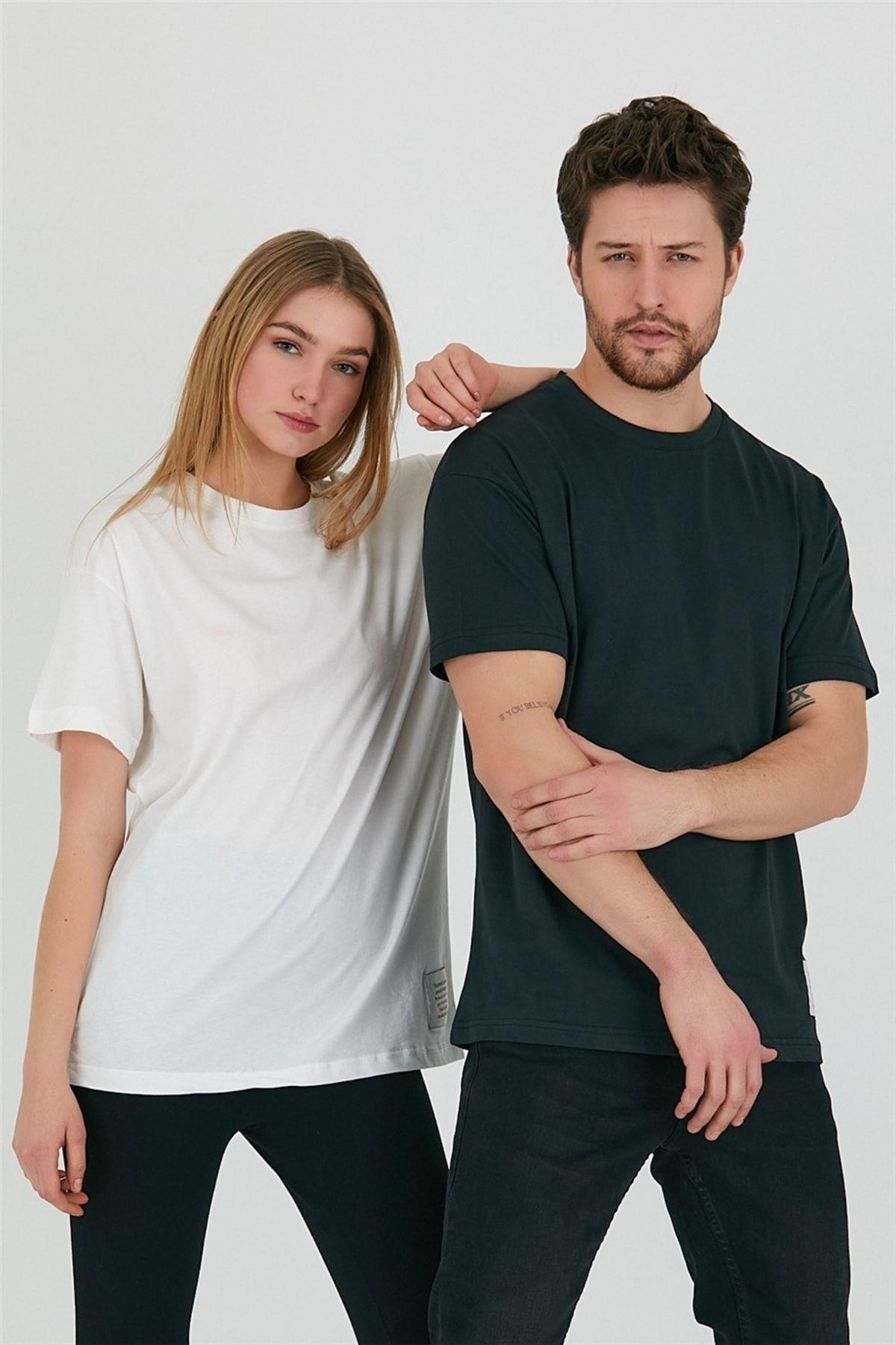 TARZ COOLT-ShirtUNOVRTSTR01Beyaz Unisex Relaxed Fit Tshirt-unovrtstr01s