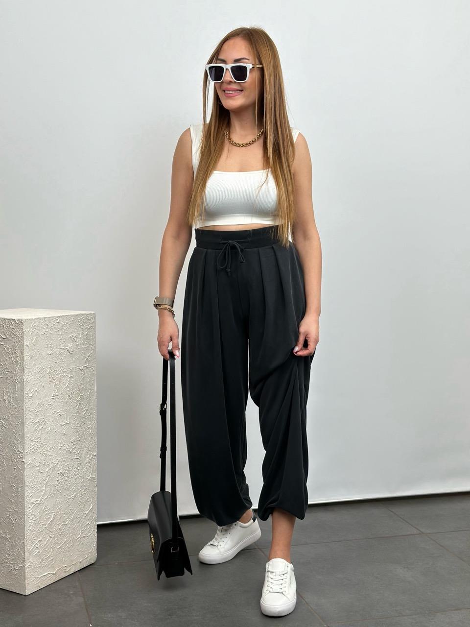 Dam olish maskanidagi xotinlar porno