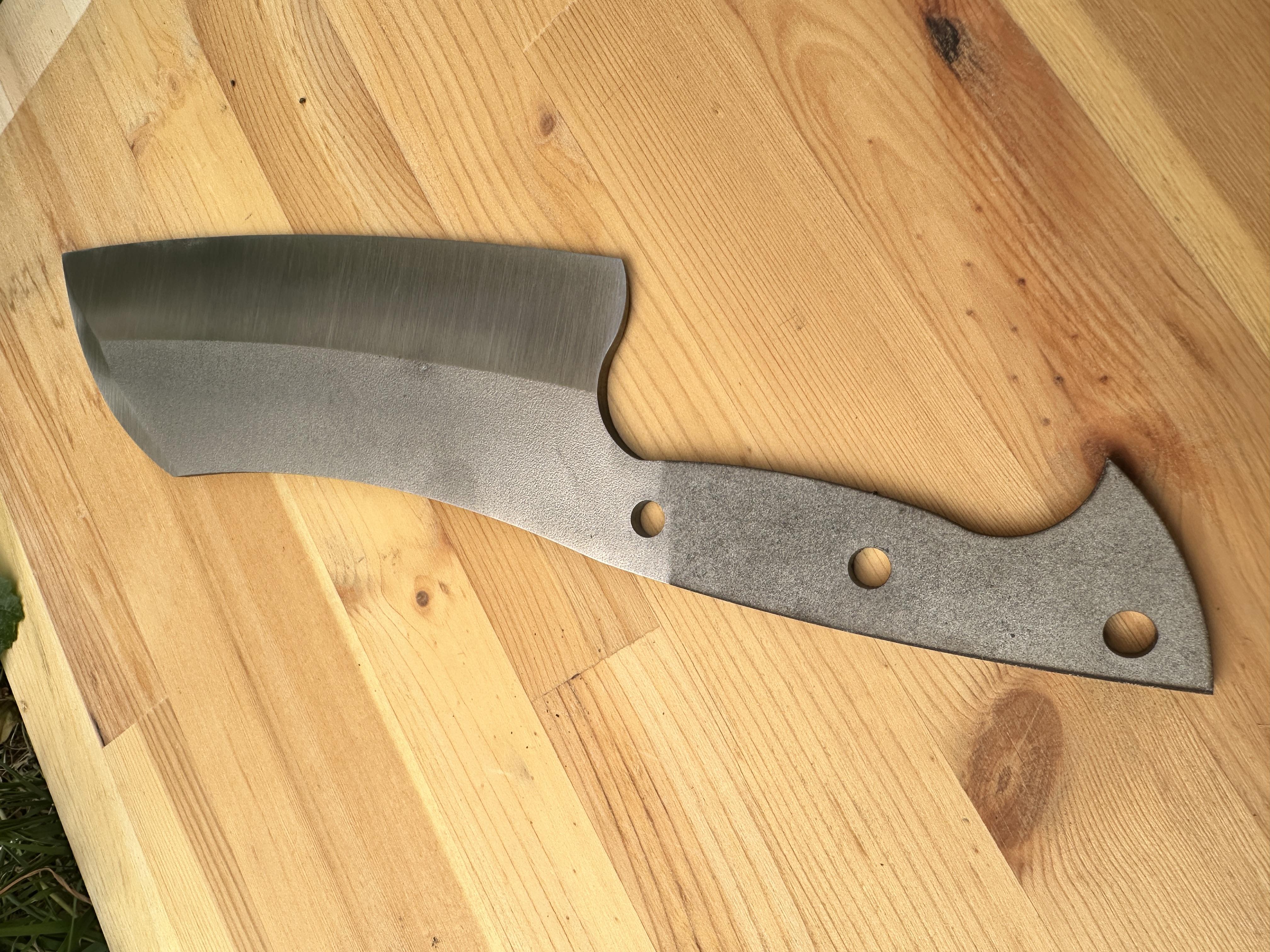 N690 Çelik Kemik Satırı