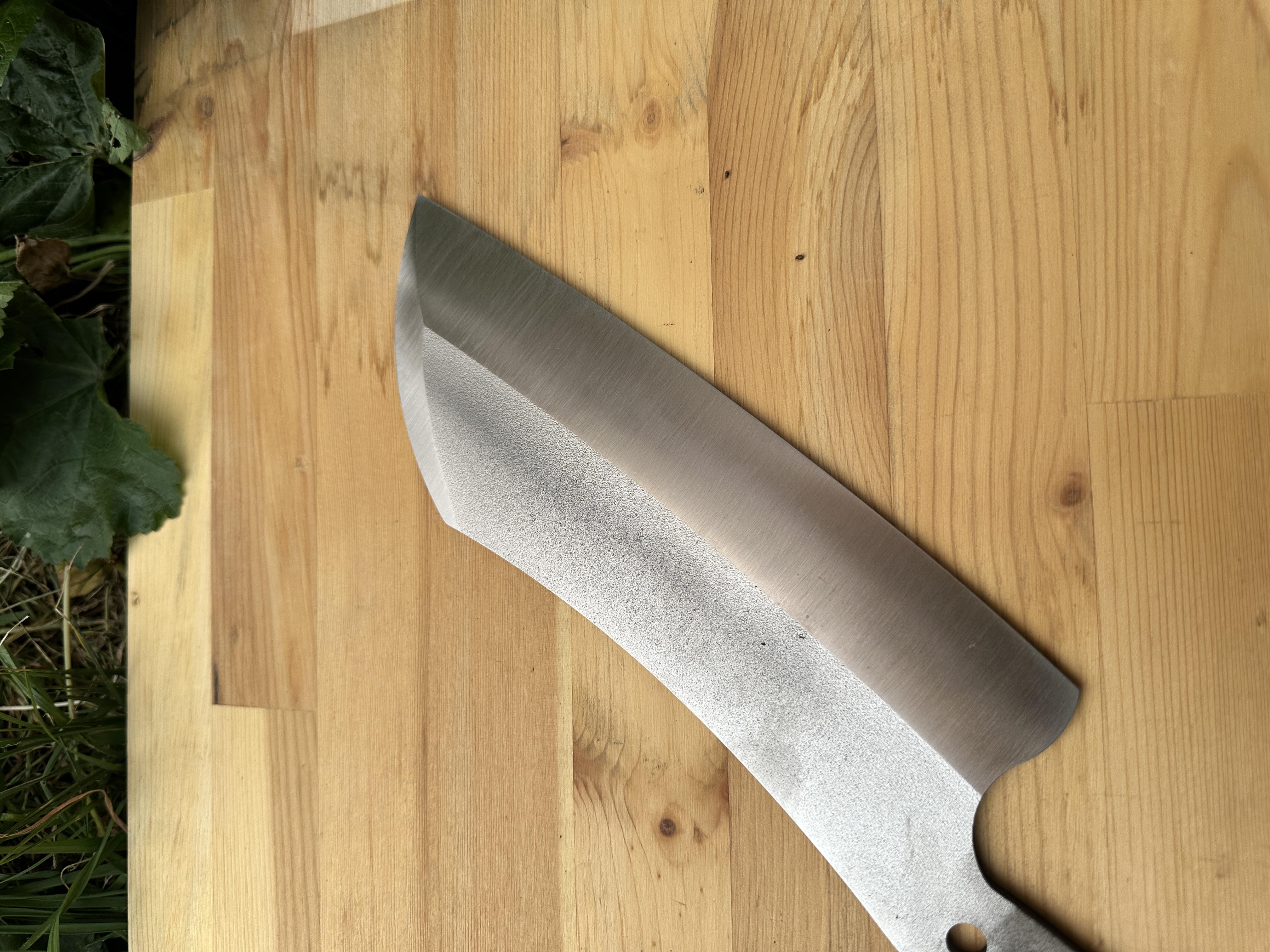 N690 Çelik Kemik Satırı