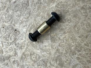 Pivot Pim 8 mm