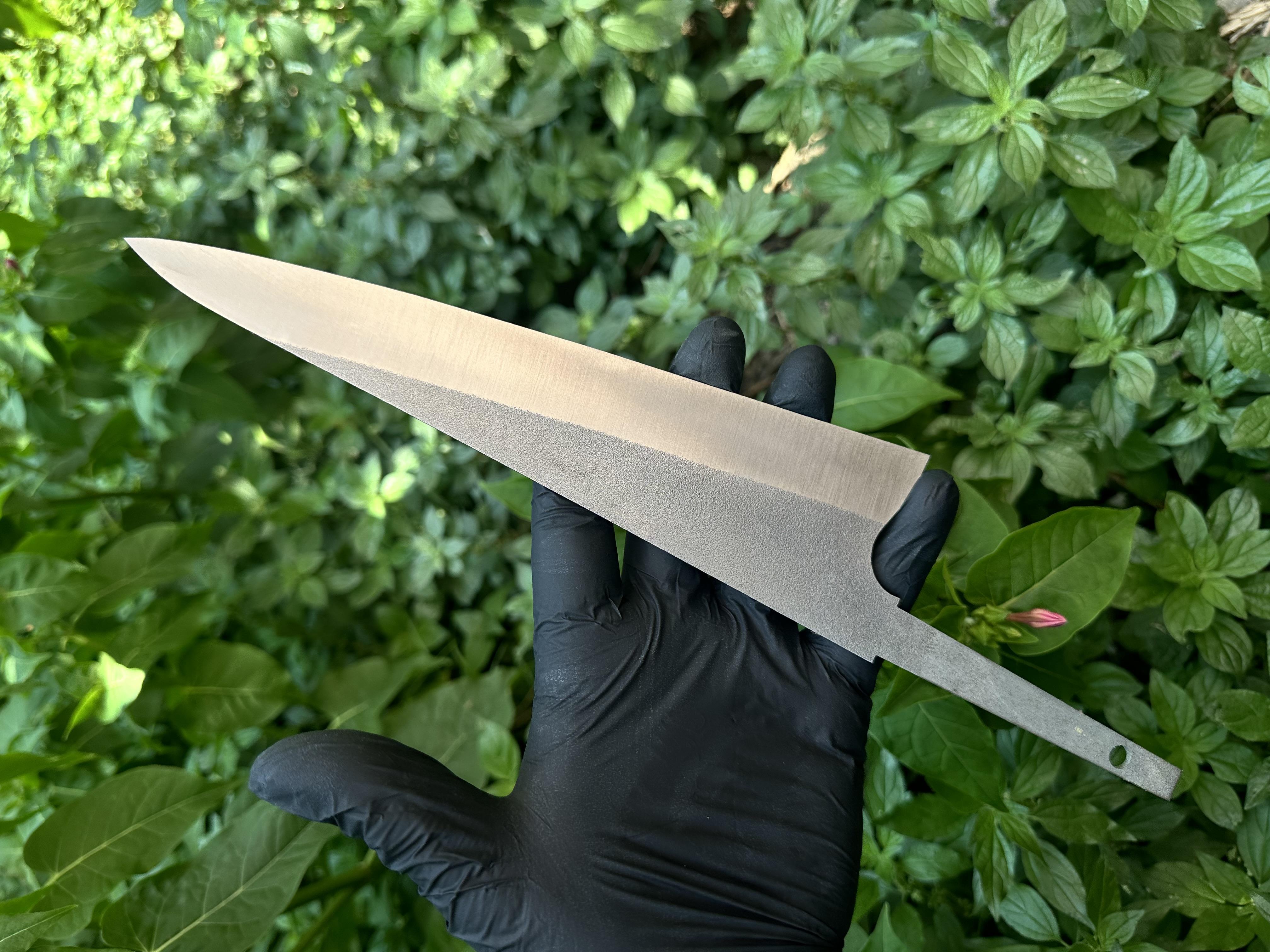 N690 Sulu Şef Bıçağı profili - 15