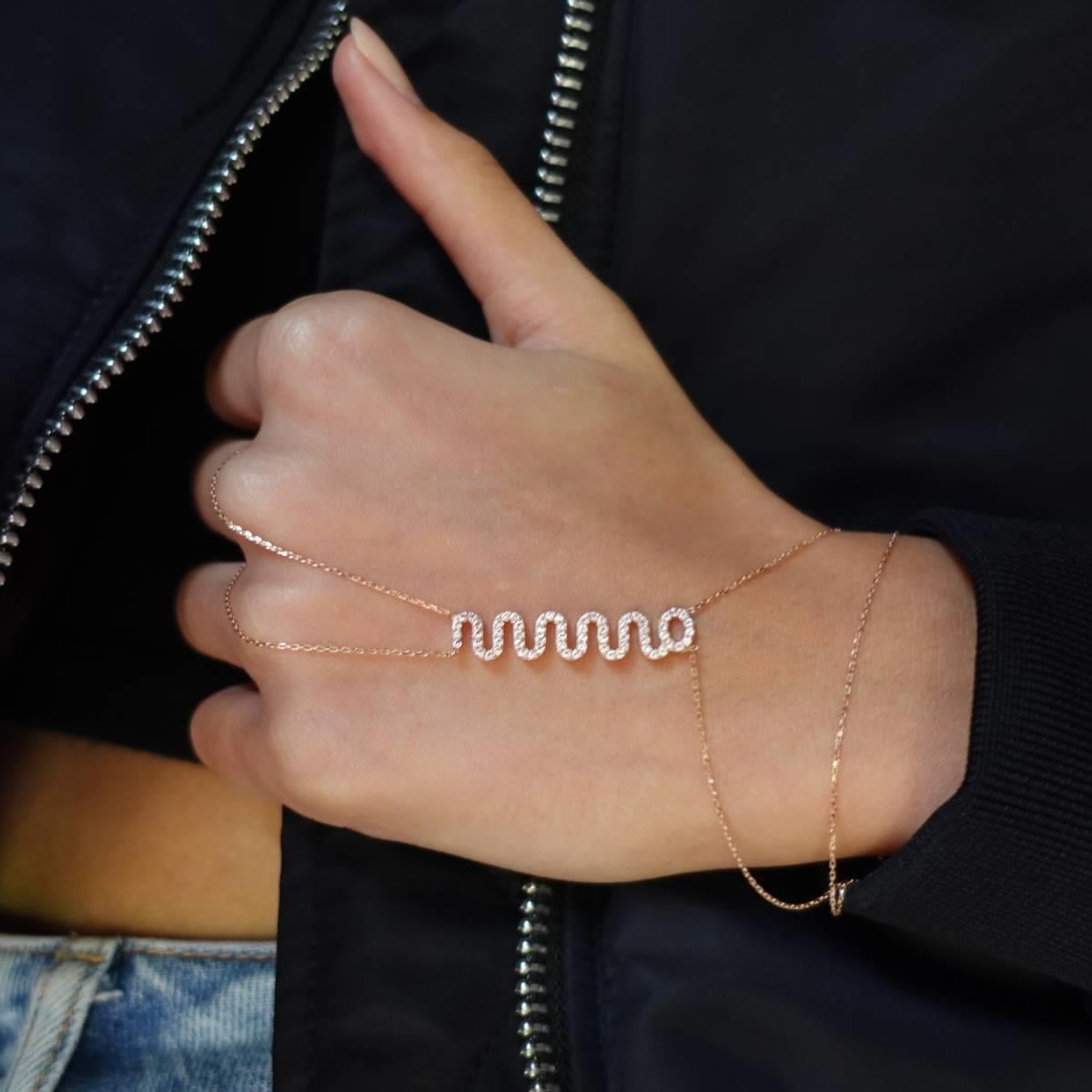 Yılan Taşlı Rose Gold Şahmeran