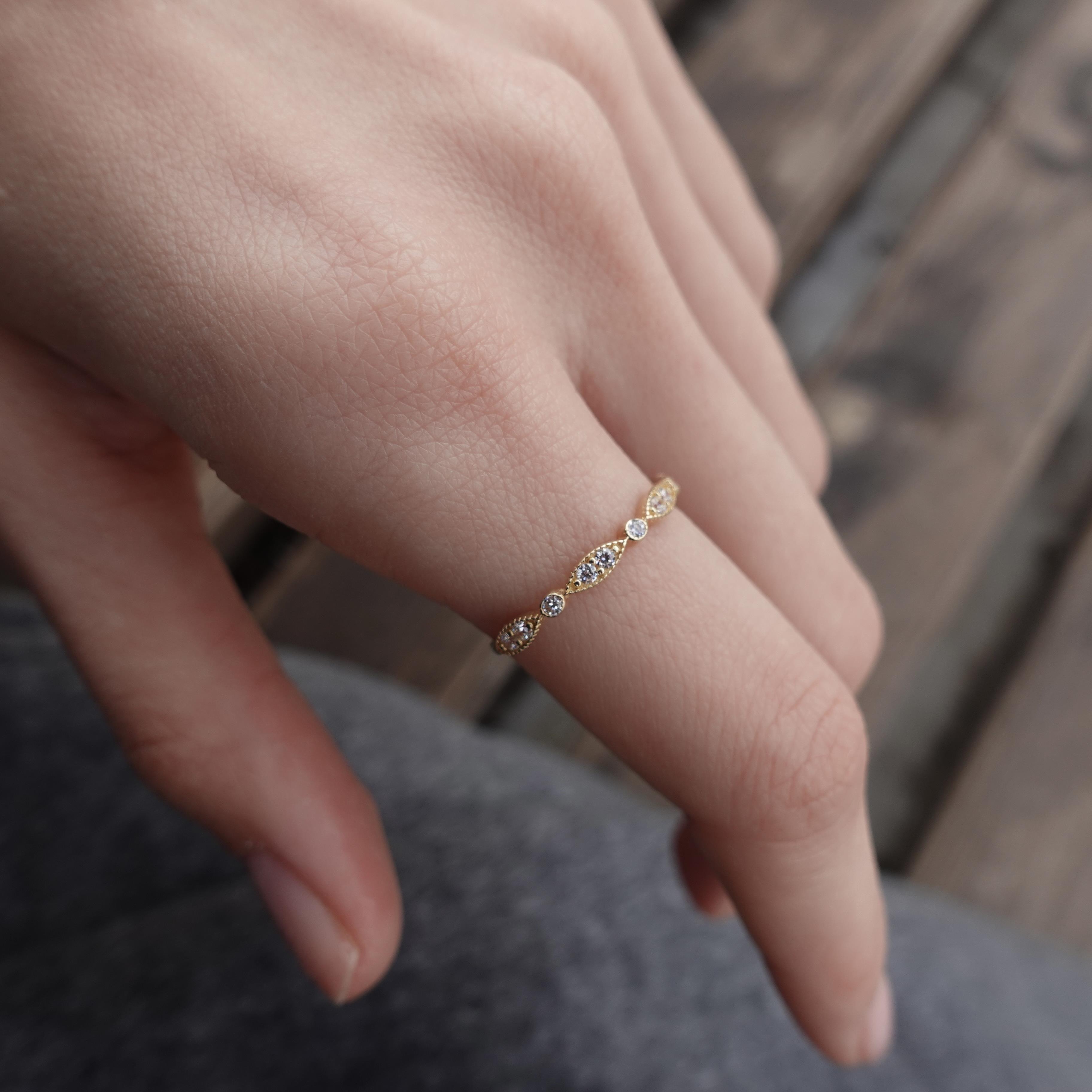 Taşlı Minimal Yüzük