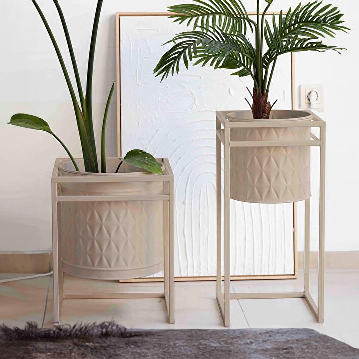The Mia Prizma Detaylı Karamel Galvaniz Saksı 45x35x35 cm PZM0062