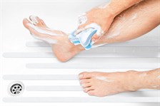 tesa® ANTI-SLIP Kaydırmaz Bant Islak Zeminler için  5m x 25mm 55533