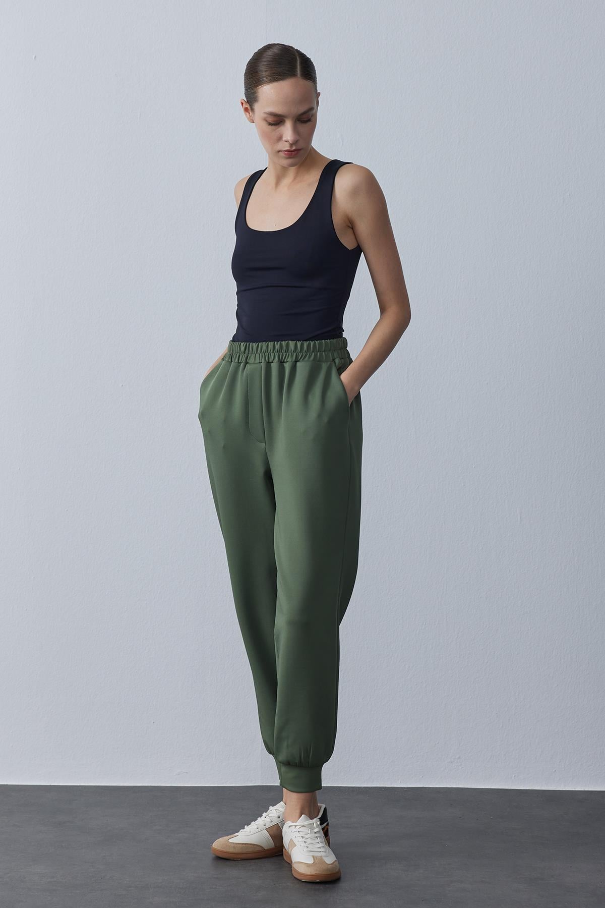 Jogger Model Scuba Pantolon Çağla Yeşili