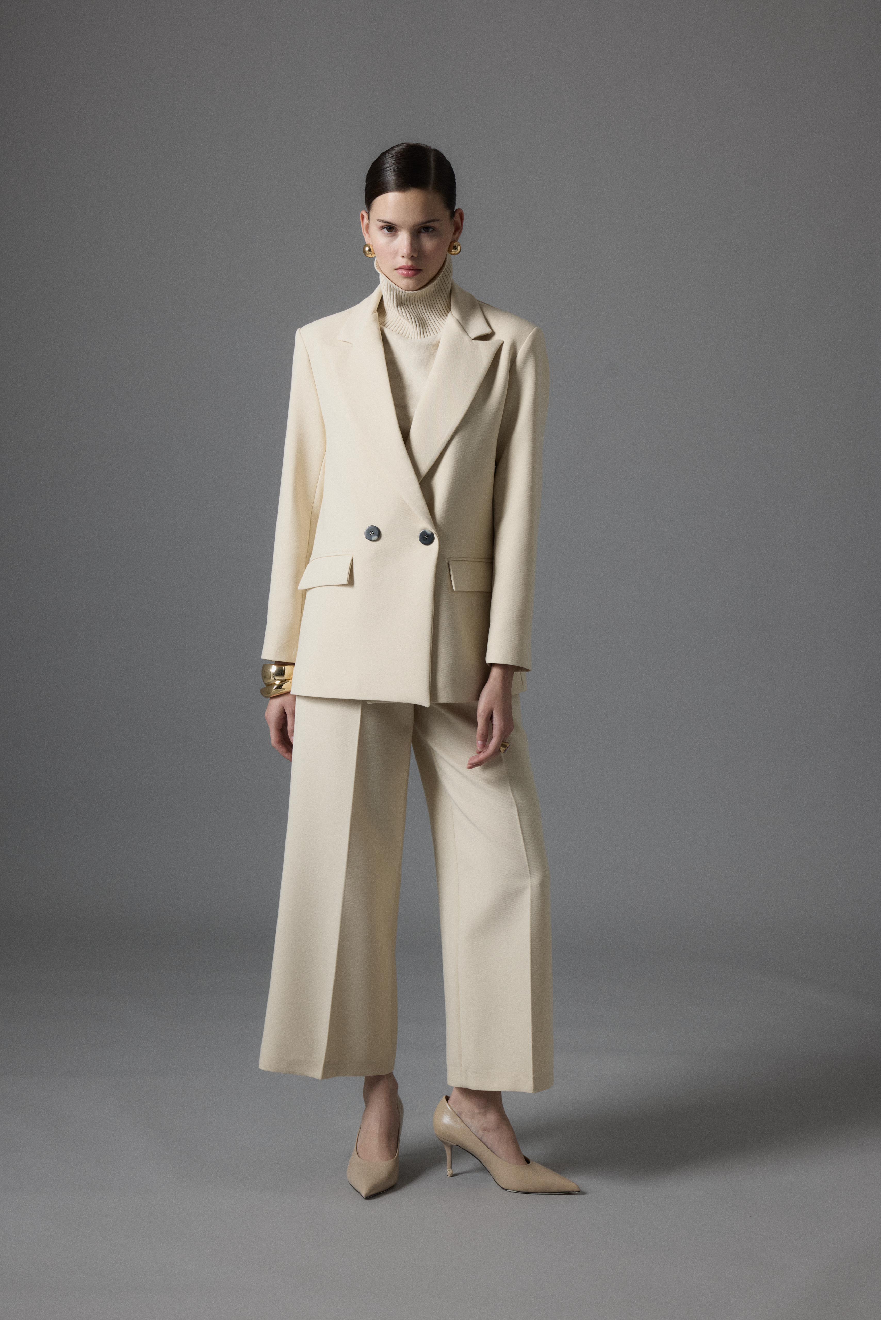 Kruvaze Ceketli Takım Bej