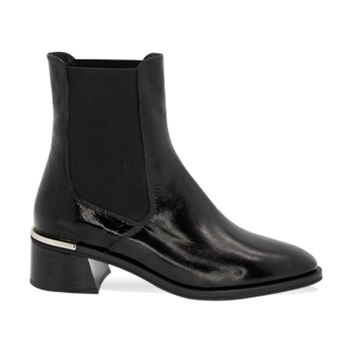 VARIO SIYAH RUGAN (Black Patent Leather)