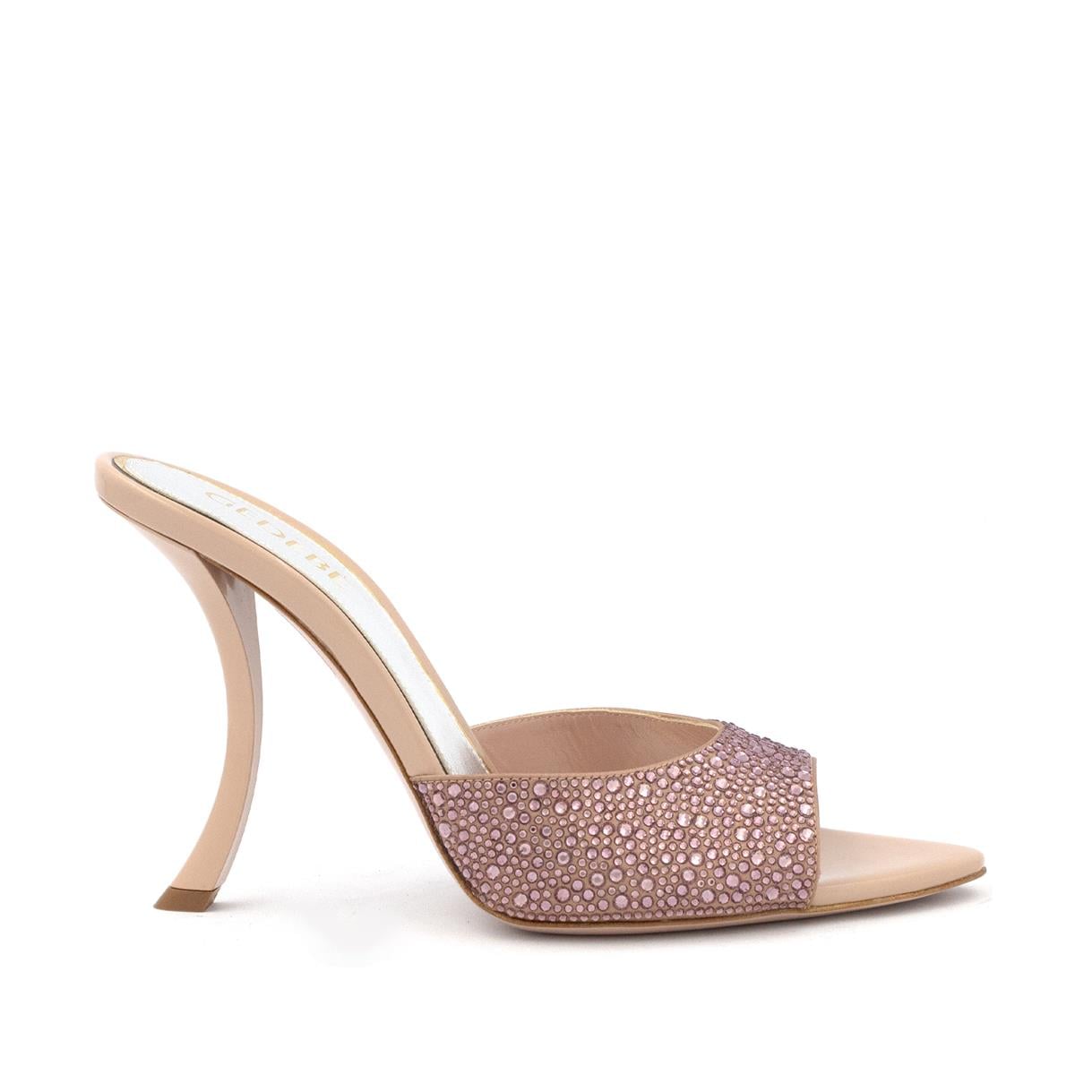 GEDEBE PEMBE (Pink)