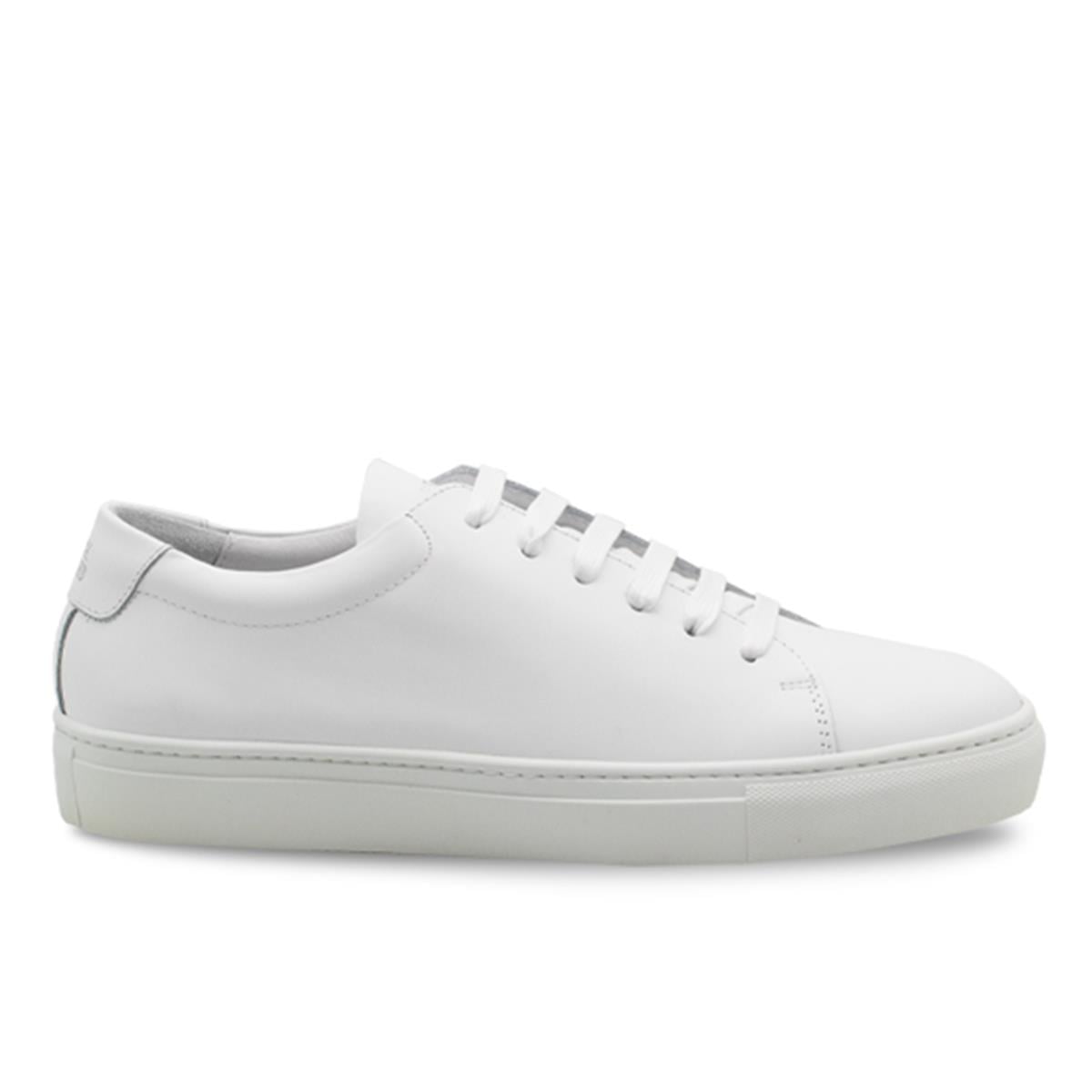 NATIONALSTANDARD BEYAZ (White)