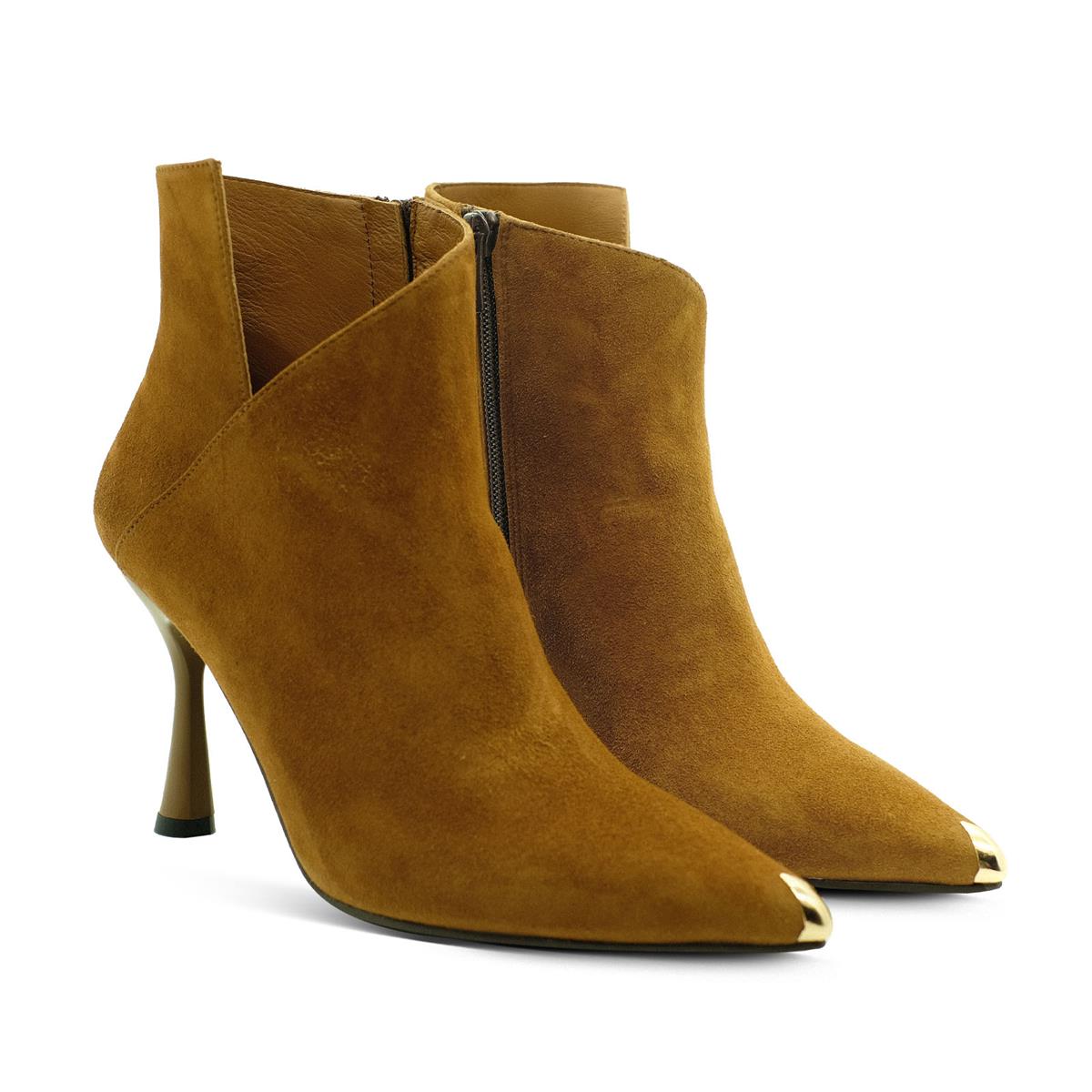 VARIO Z591 KONYAK SÜET (Cognac Suede)