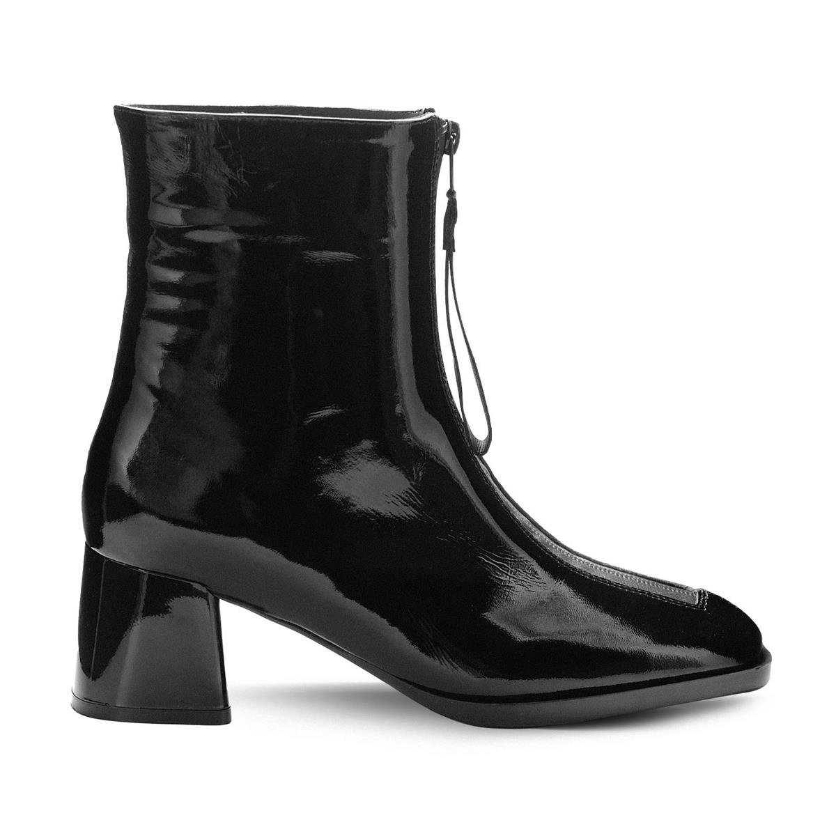 VARIO 366 SIYAH RUGAN (Black Patent Leather)