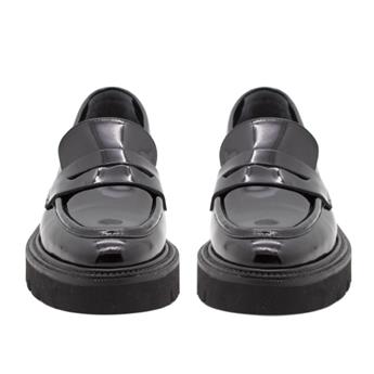 VARIO SIYAH RUGAN (Black Patent Leather)