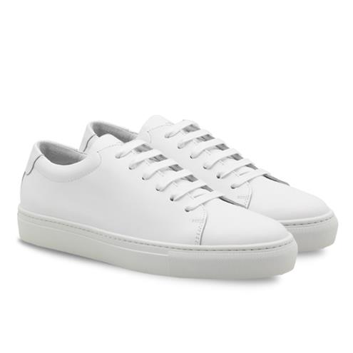 NATIONALSTANDARD BEYAZ (White)