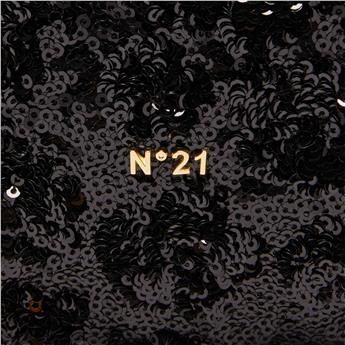 N21 Z578 BLACK+GOLD