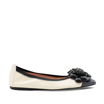 PRETTYBALLERINAS Hakiki Deri Çiçek Detaylı Kadın Babet Z620 COTON NEGRO COTON CAOLIN