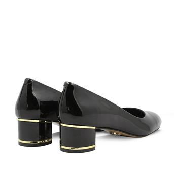 VARIO SIYAH RUGAN (Black Patent Leather)