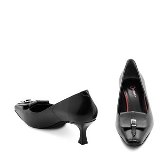 VARIO Hakiki Deri Tokalı Kısa Topuklu Kadın Ayakkabı 053 SIYAH (Black)