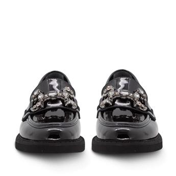 VARIO SIYAH RUGAN (Black Patent Leather)