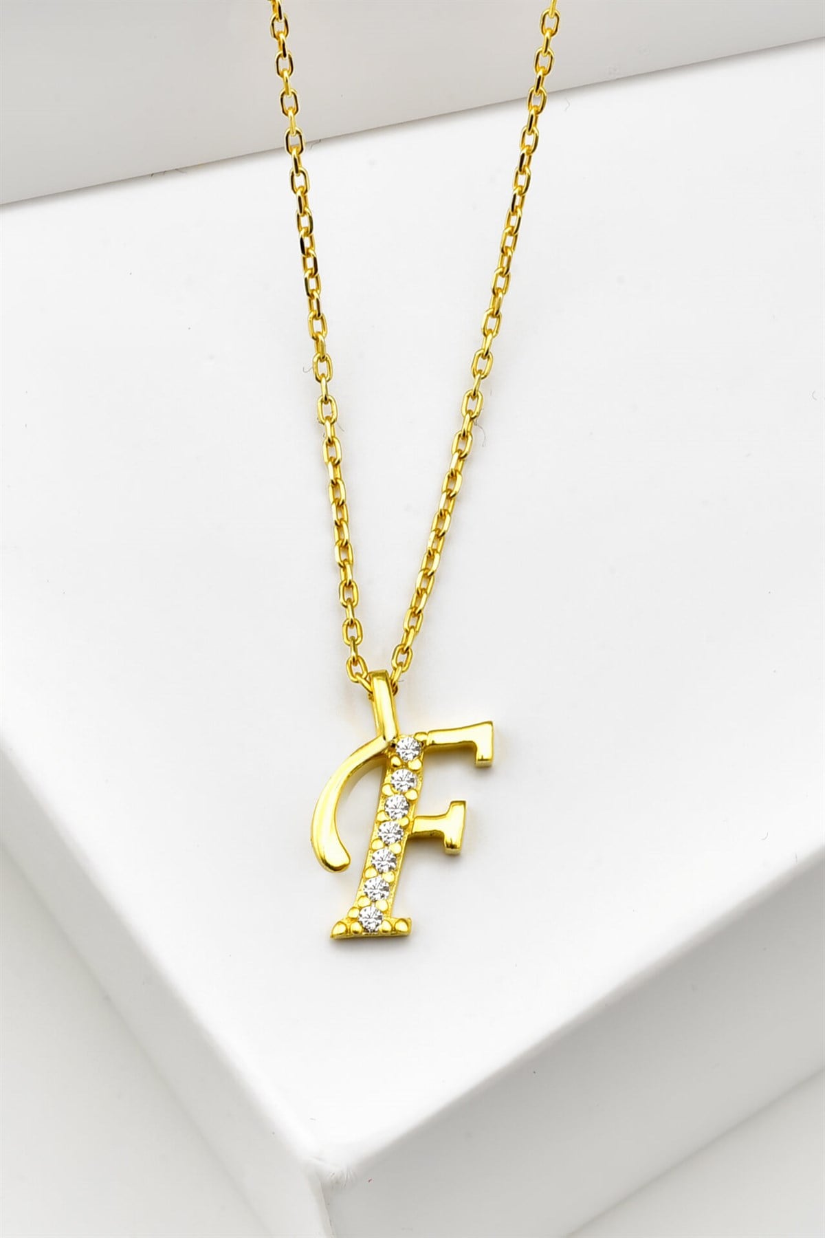 Zirkon Taşlı Minimal Gold Harf Kolye F