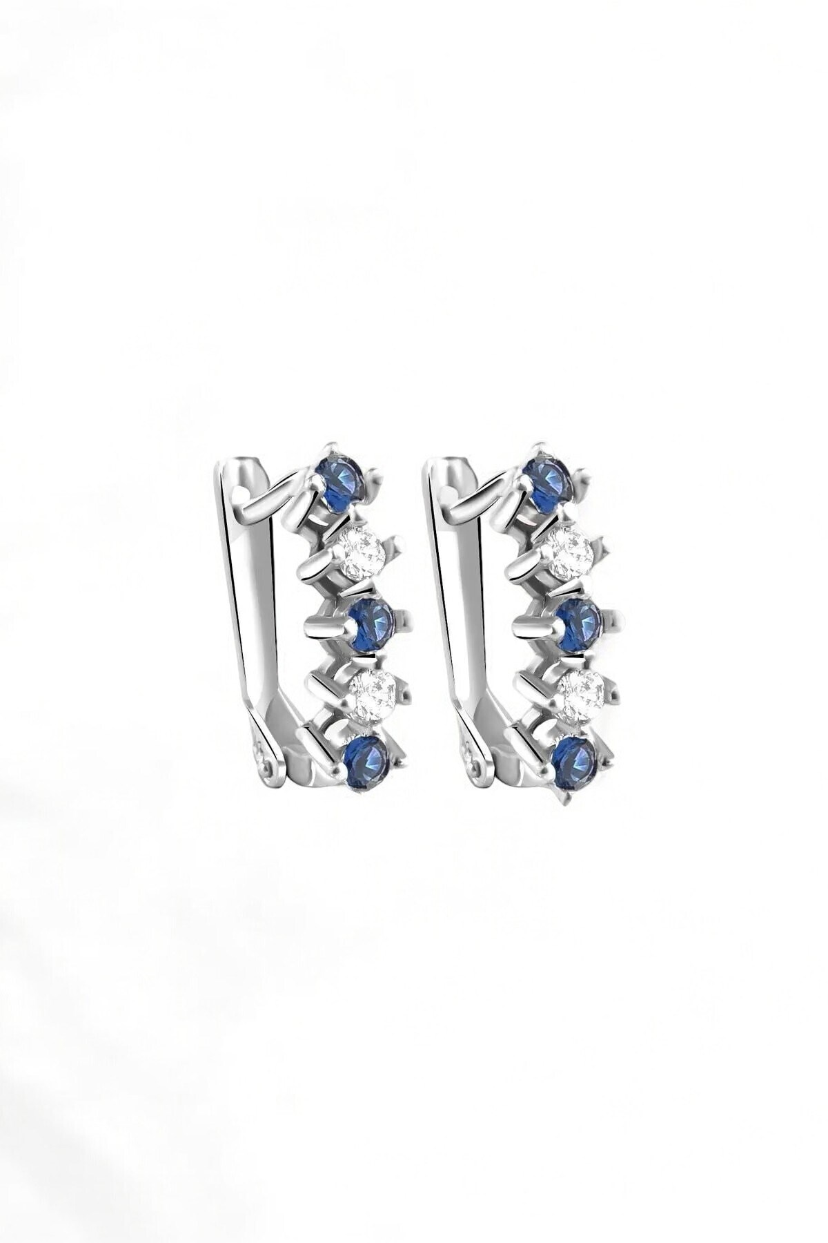 Gümüş 925 Ayar 2,5 Mm Sıra Zirkon Safir Taşlı Küpe