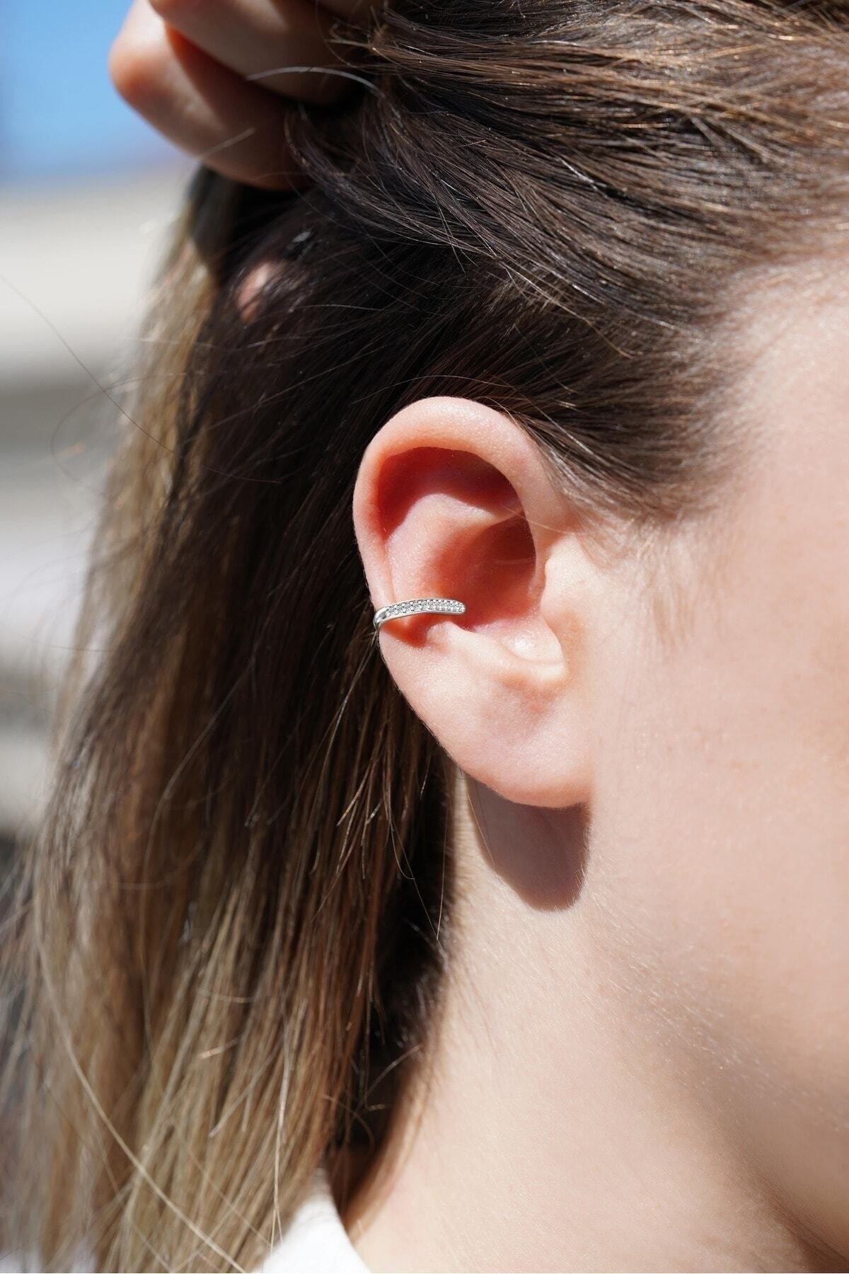 Gümüş 925 Ayar Cuff Model Zirkon Taşlı Kıkırdak Küpe