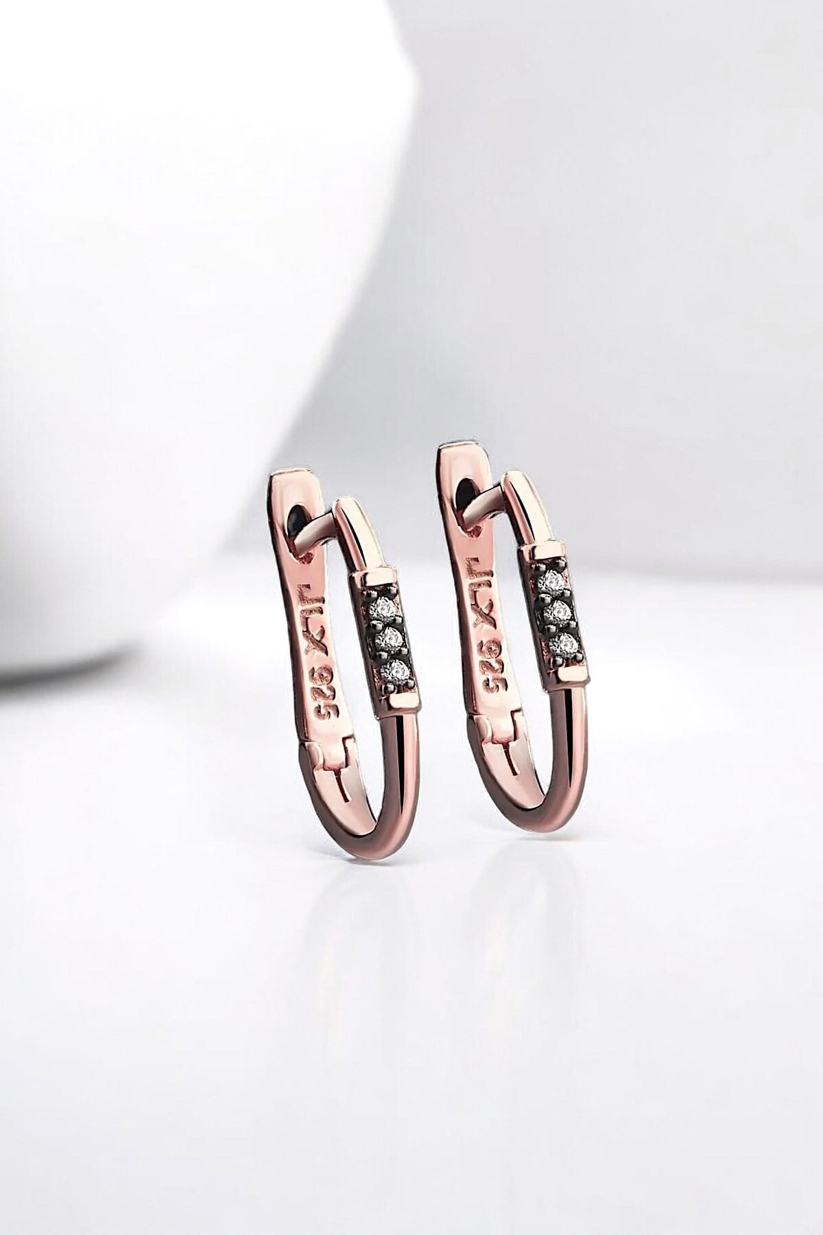 Gümüş 925 Ayar Zirkon Sıra Taşlı Rose Renkli Küpe