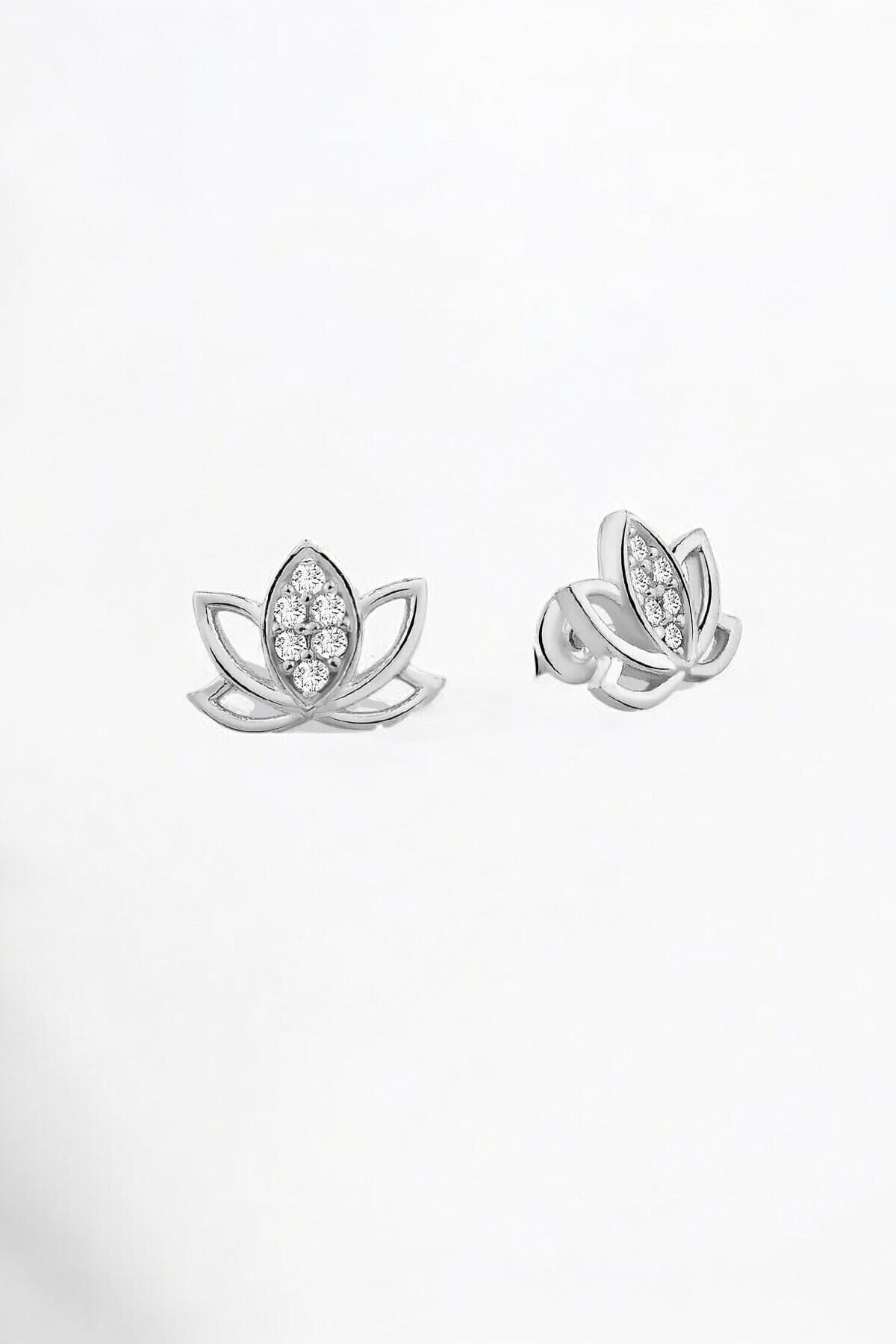 Gümüş 925 Ayar Zirkon Taşlı Lotus Çiçeği Çivili Küpe