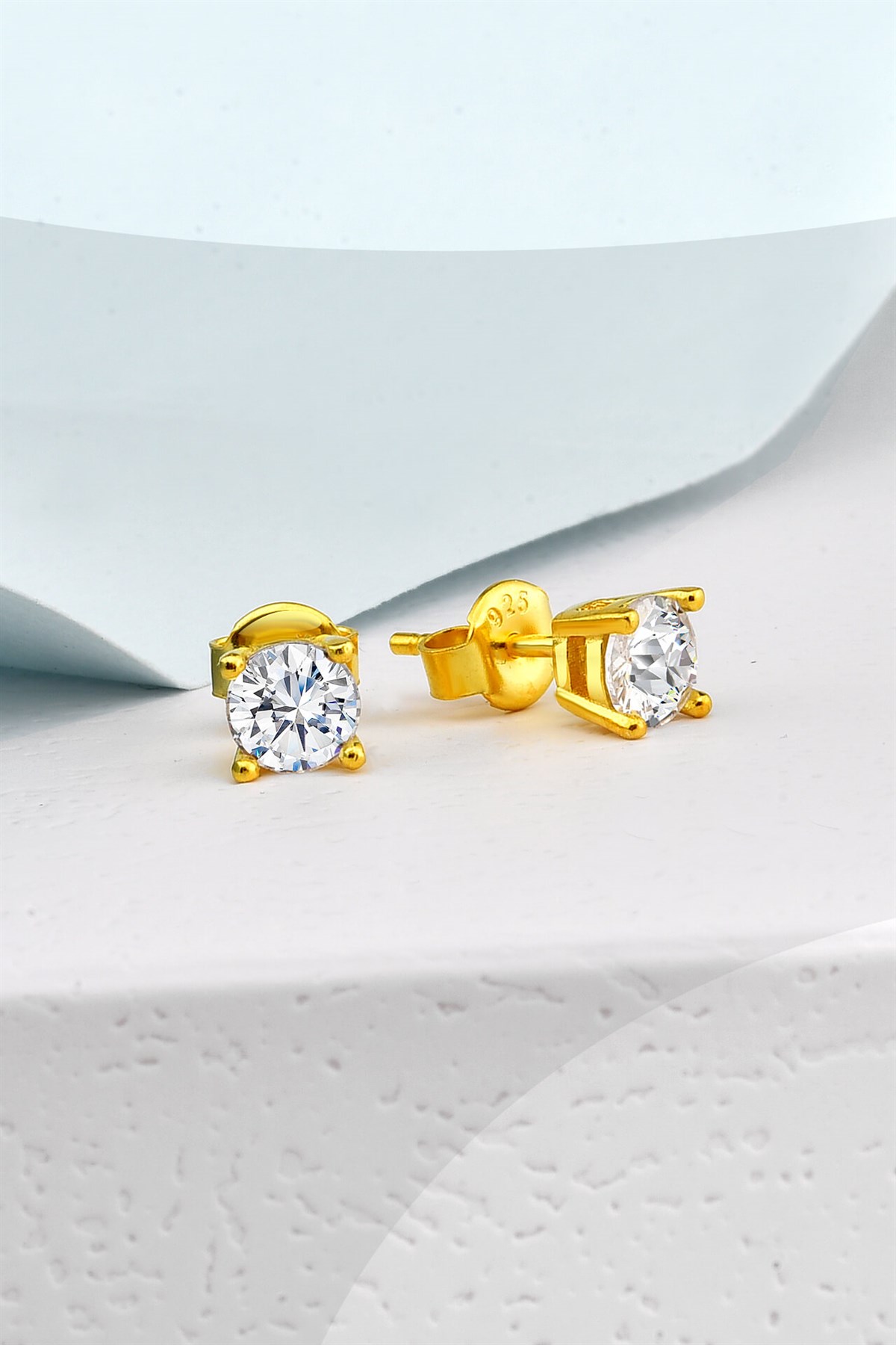 Zirkon 5,0 mm Tek Tırnak Tek Taş Pırlanta Montür Gold Gümüş Küpe