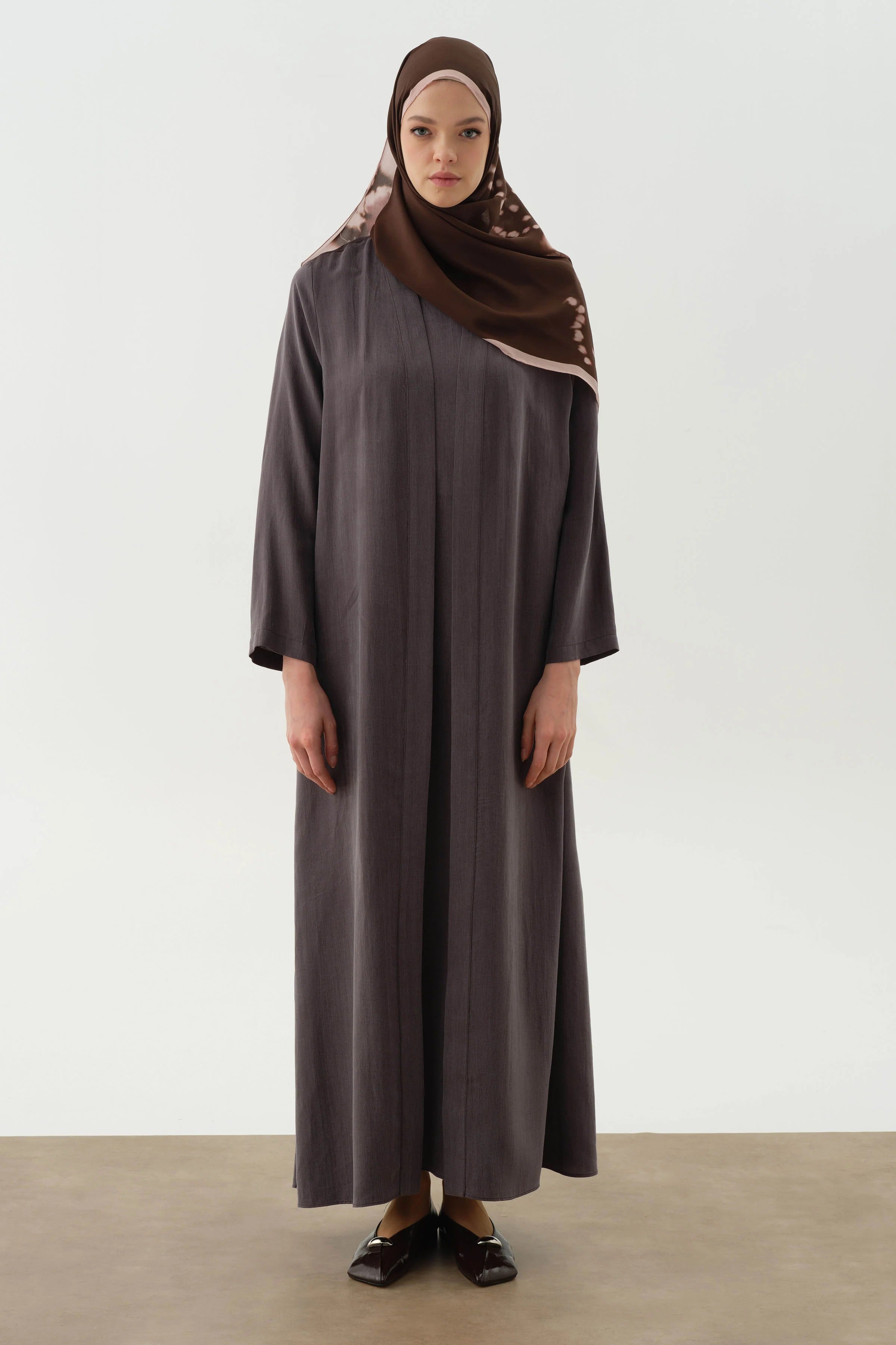 İçi Anvelop Kapamalı Abaya - Antrasit