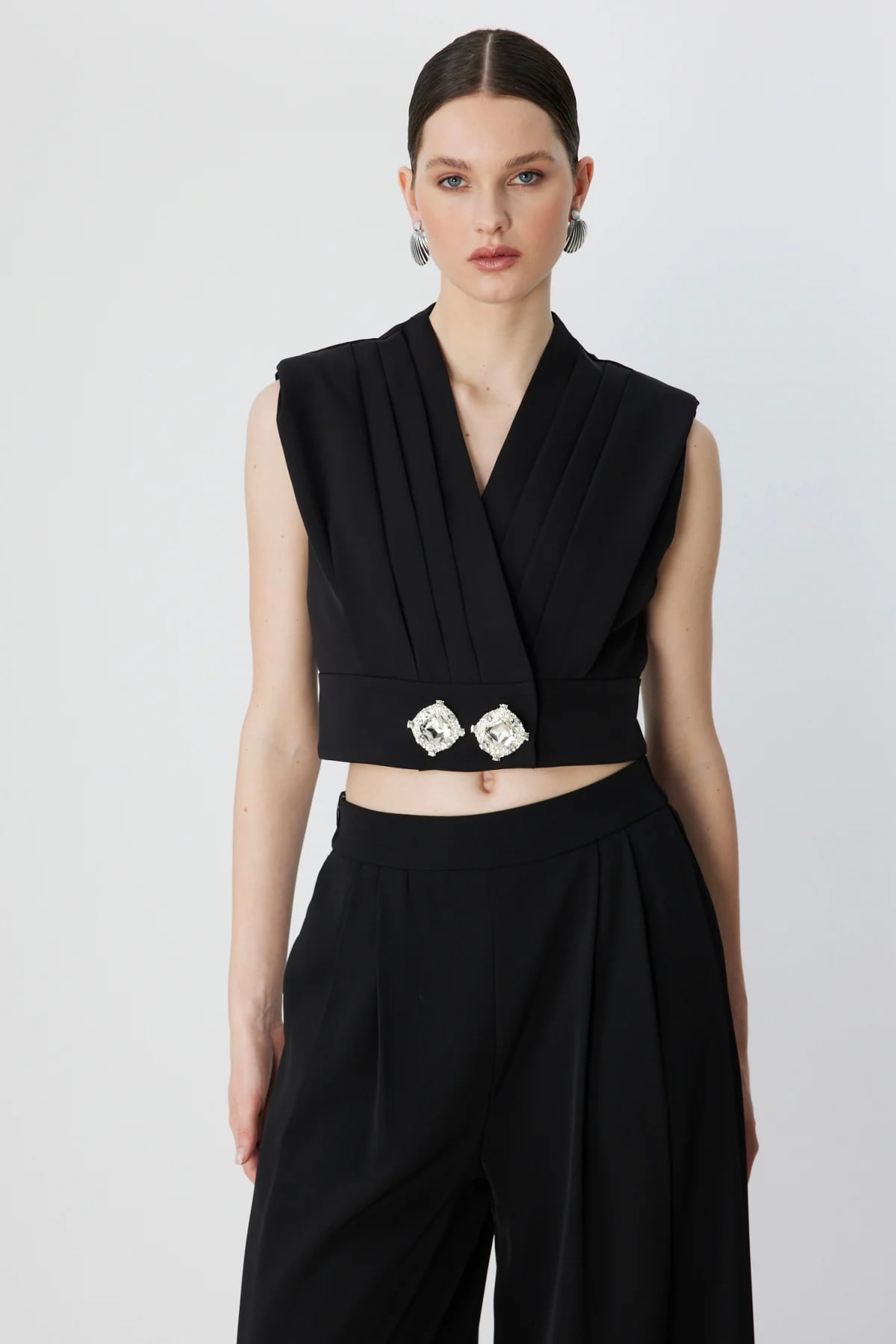 Taş Aksesuarlı Drapeli Crop Bluz - Siyah