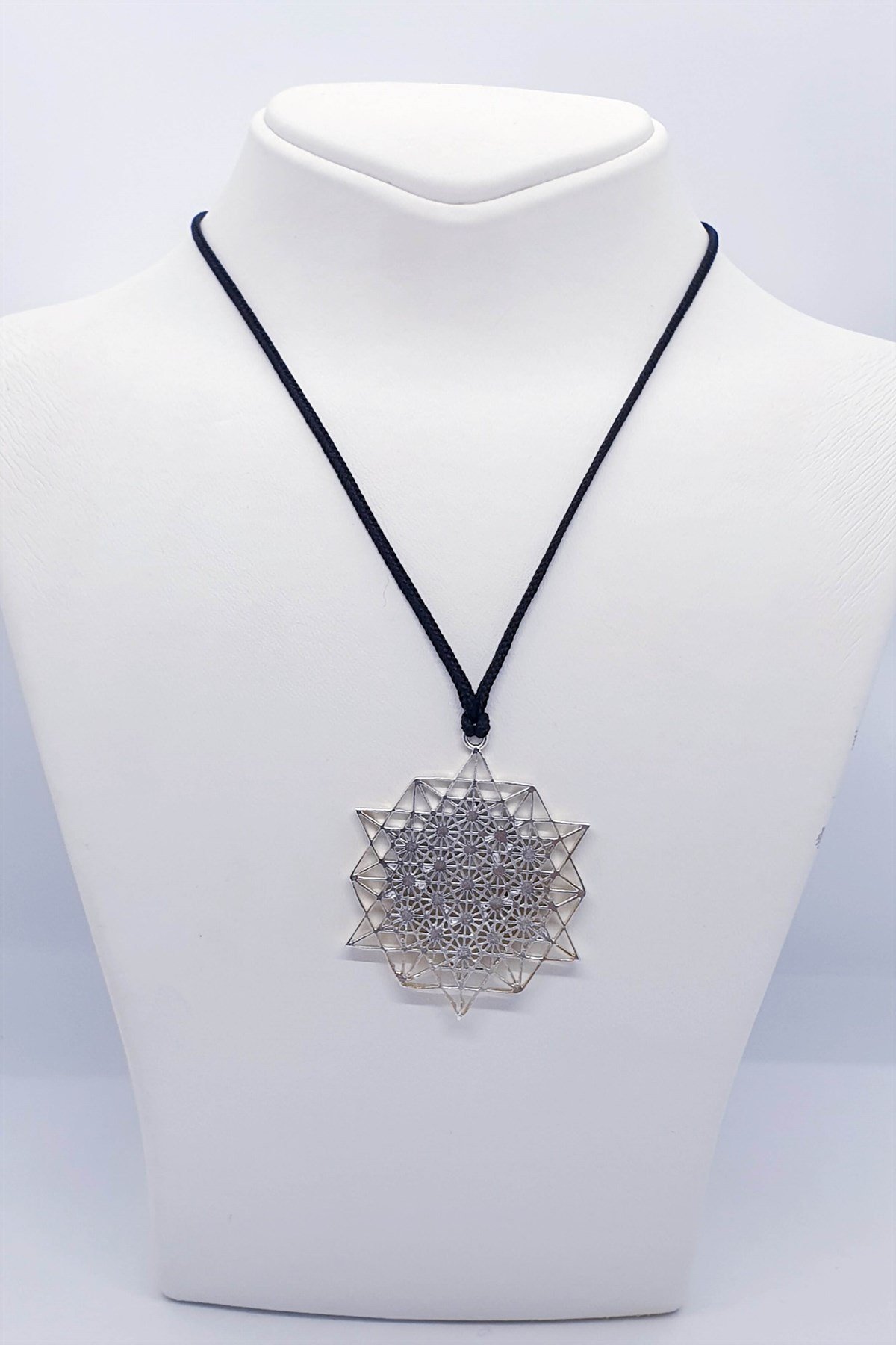 Gümüş Rengi Kutsal Desenler Mix Kolye