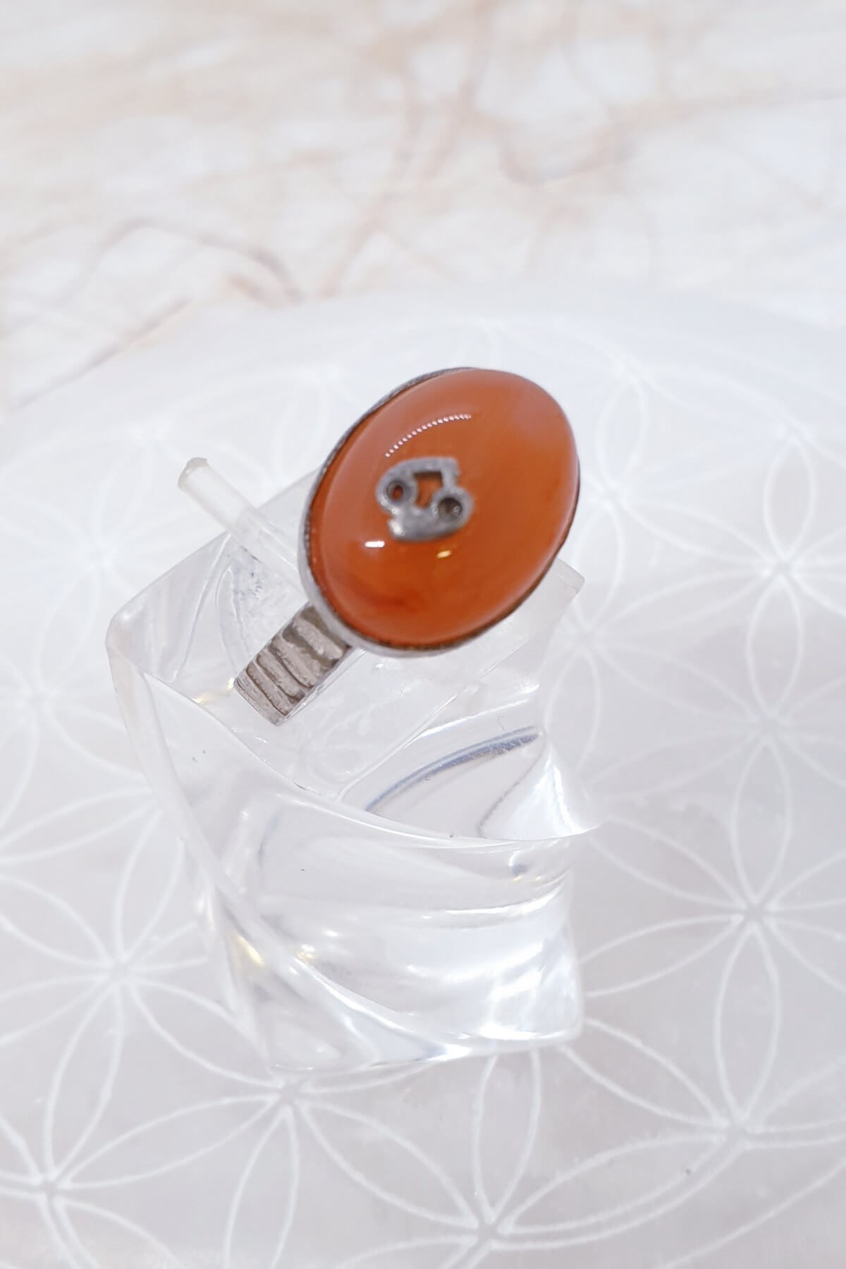 Gümüş Yengeç Burcu Sembollu Akik Doğal Taş Yüzük