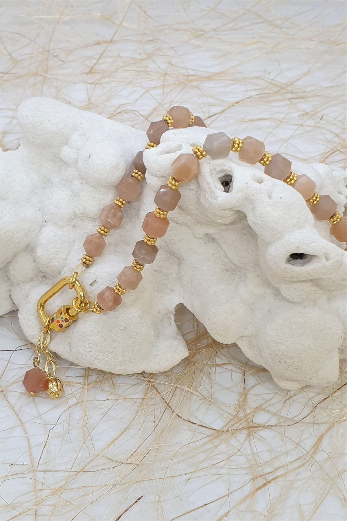 Hegzegonal Kesim Kolye