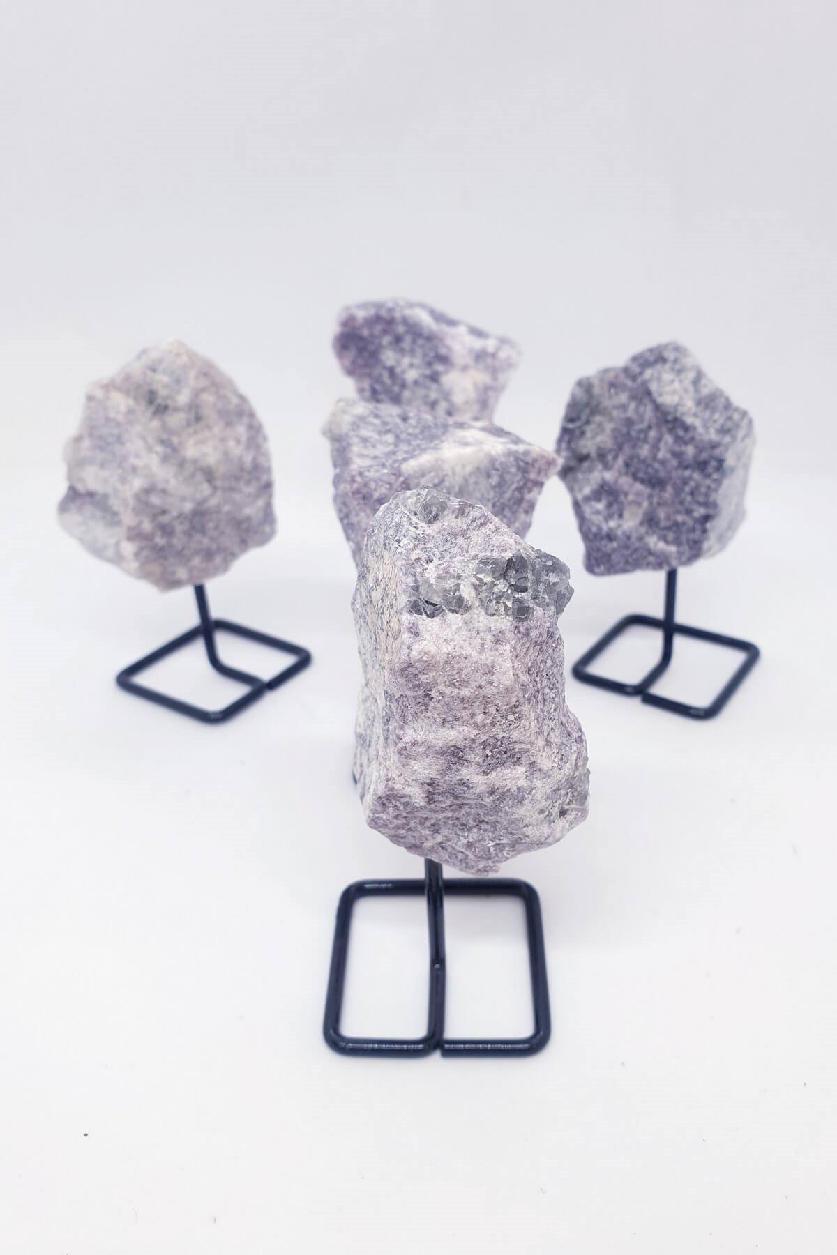 Lepidolit Doğaltaş Standlı Ham Parça