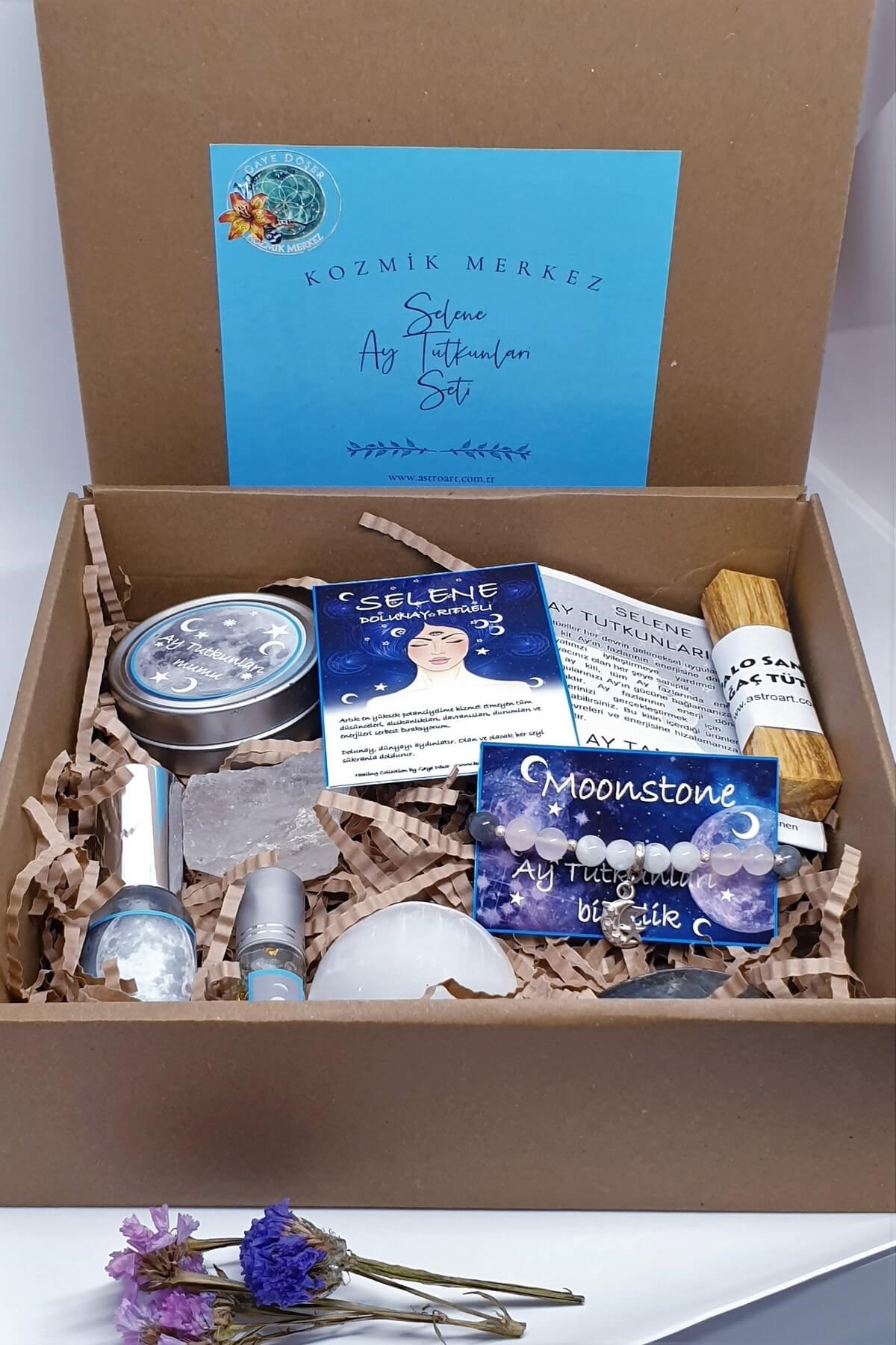 Selene Ay Tutkunları Kiti