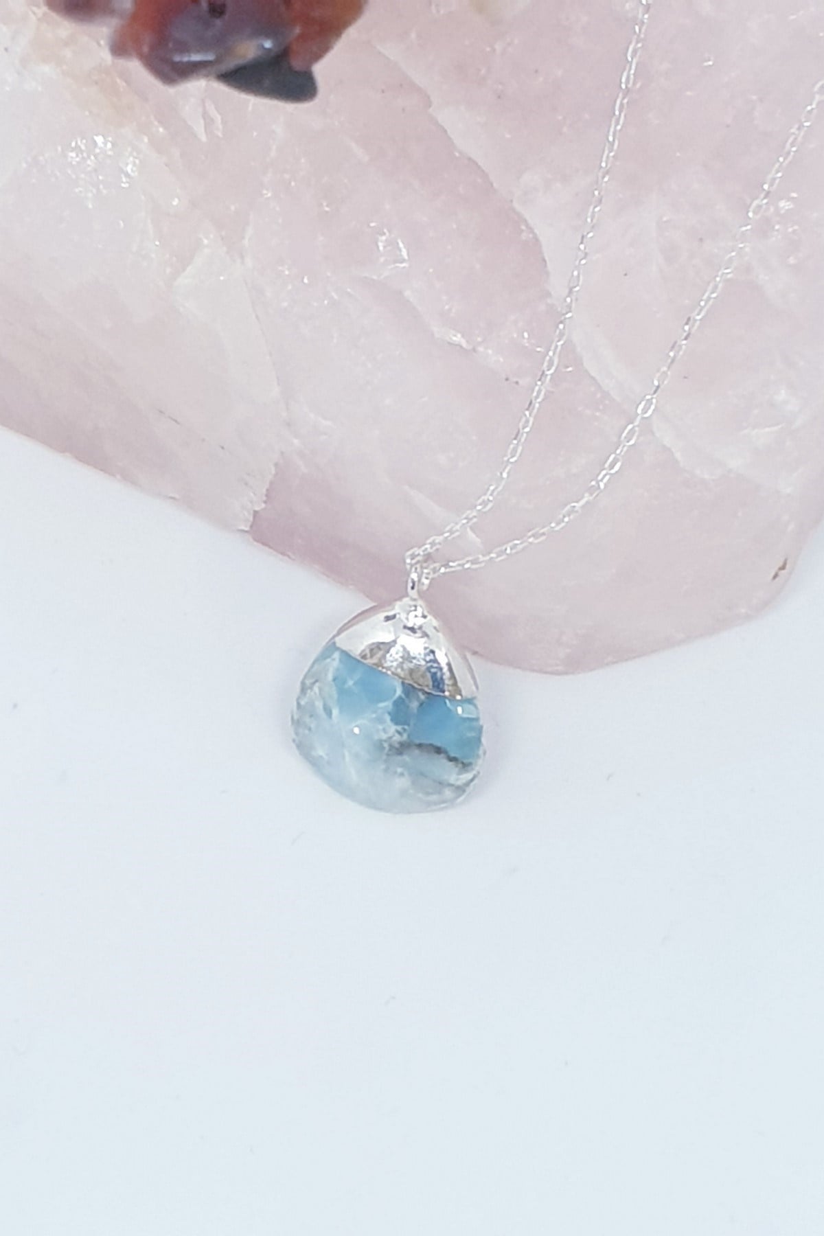 Tamburlanmış Larimar Kolye