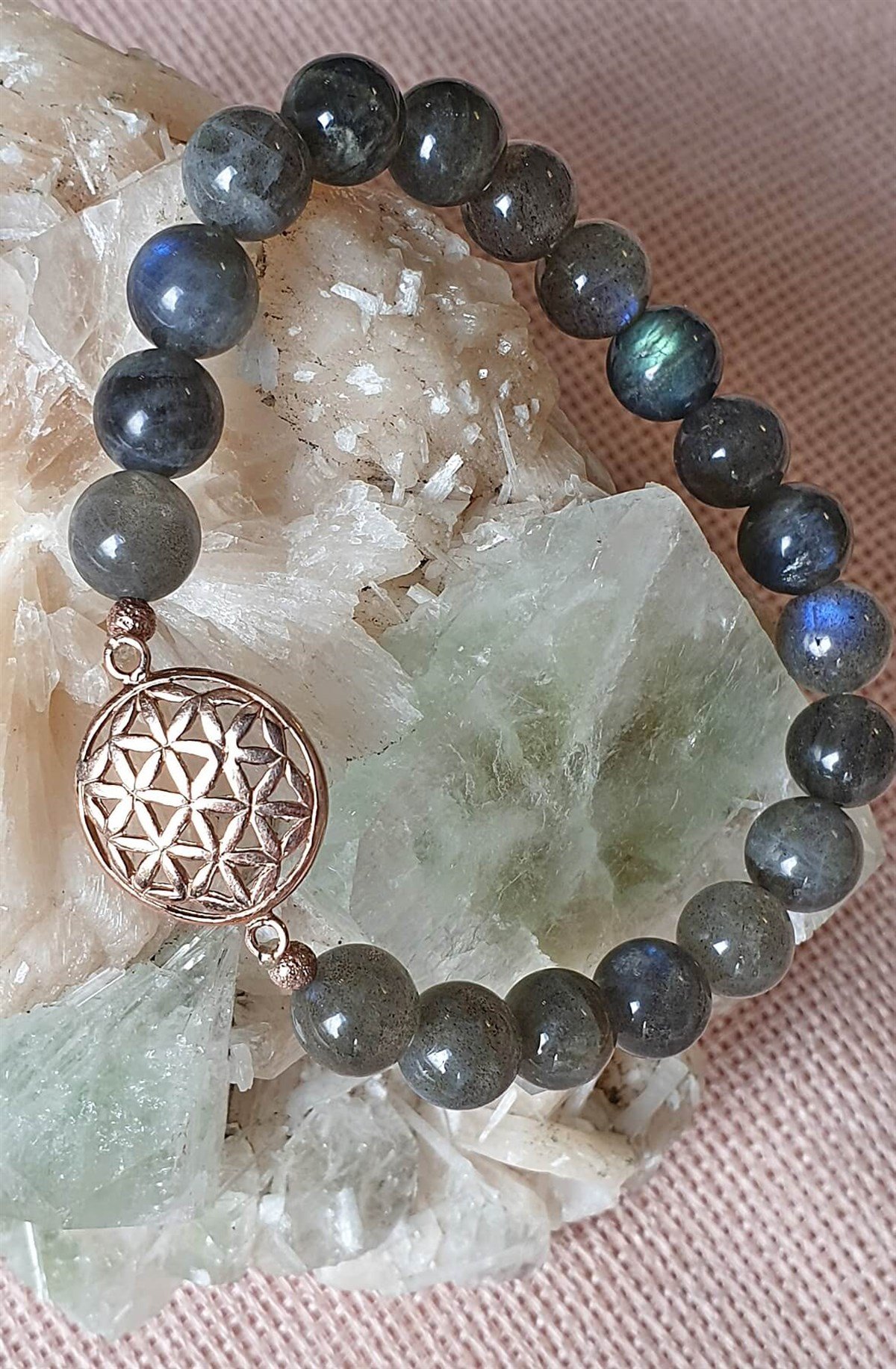 Yaşam Çiçeği sembollü Labradorit bileklik